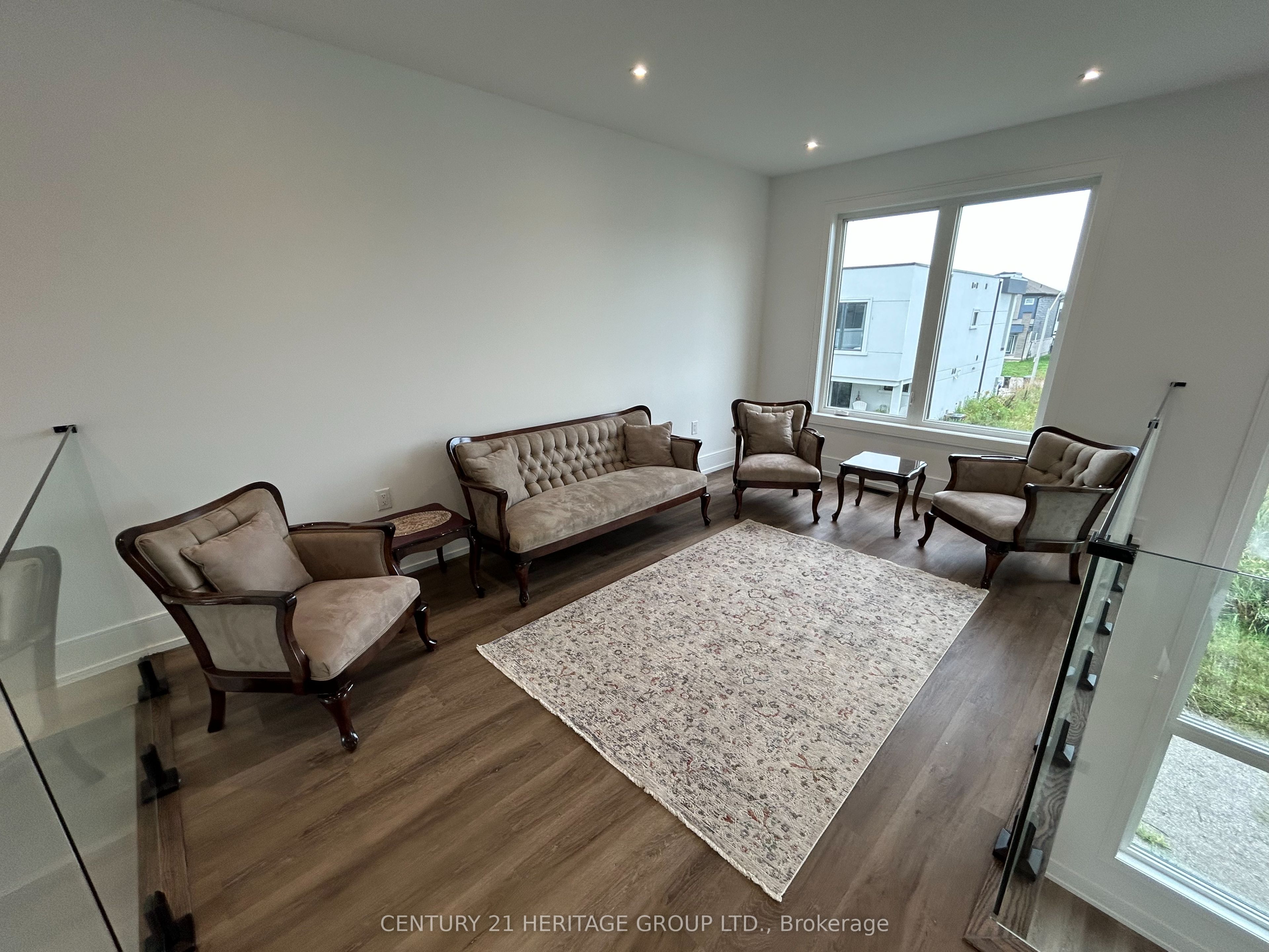 3714 Quayside Drive Property Photo 12