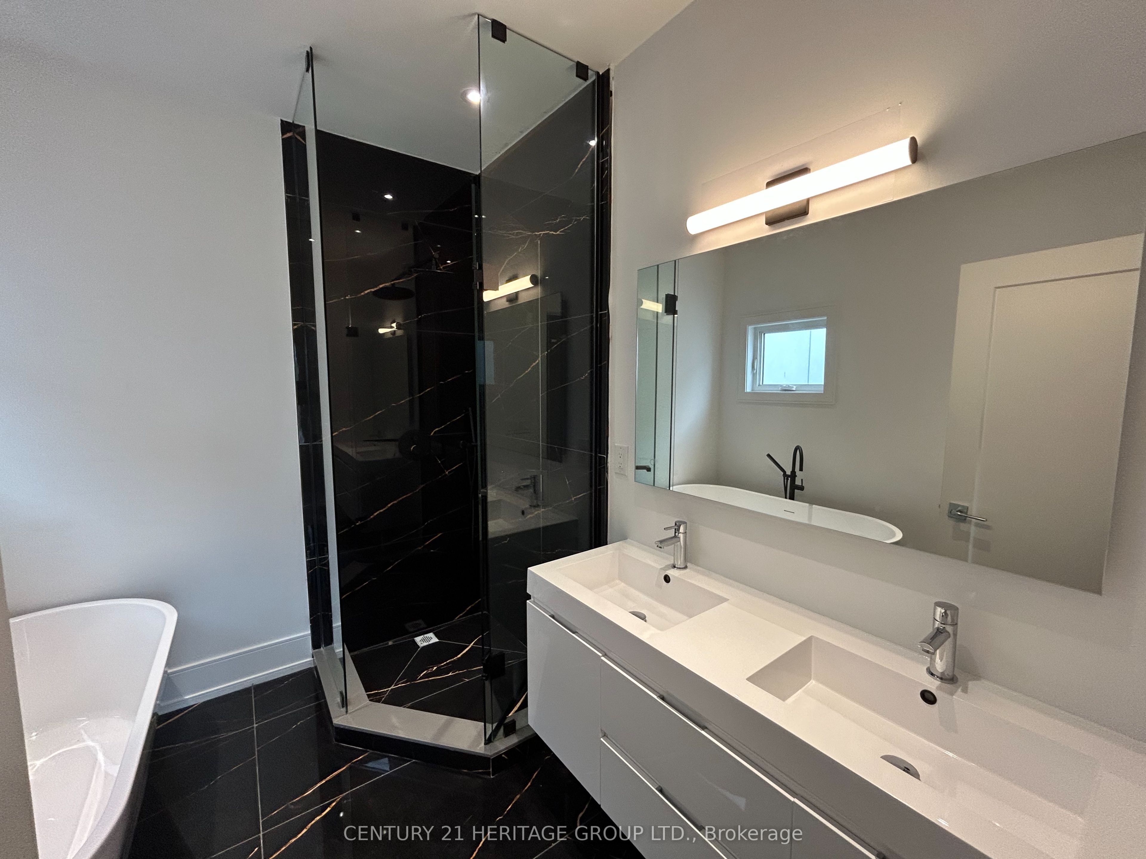 3714 Quayside Drive Property Photo 18