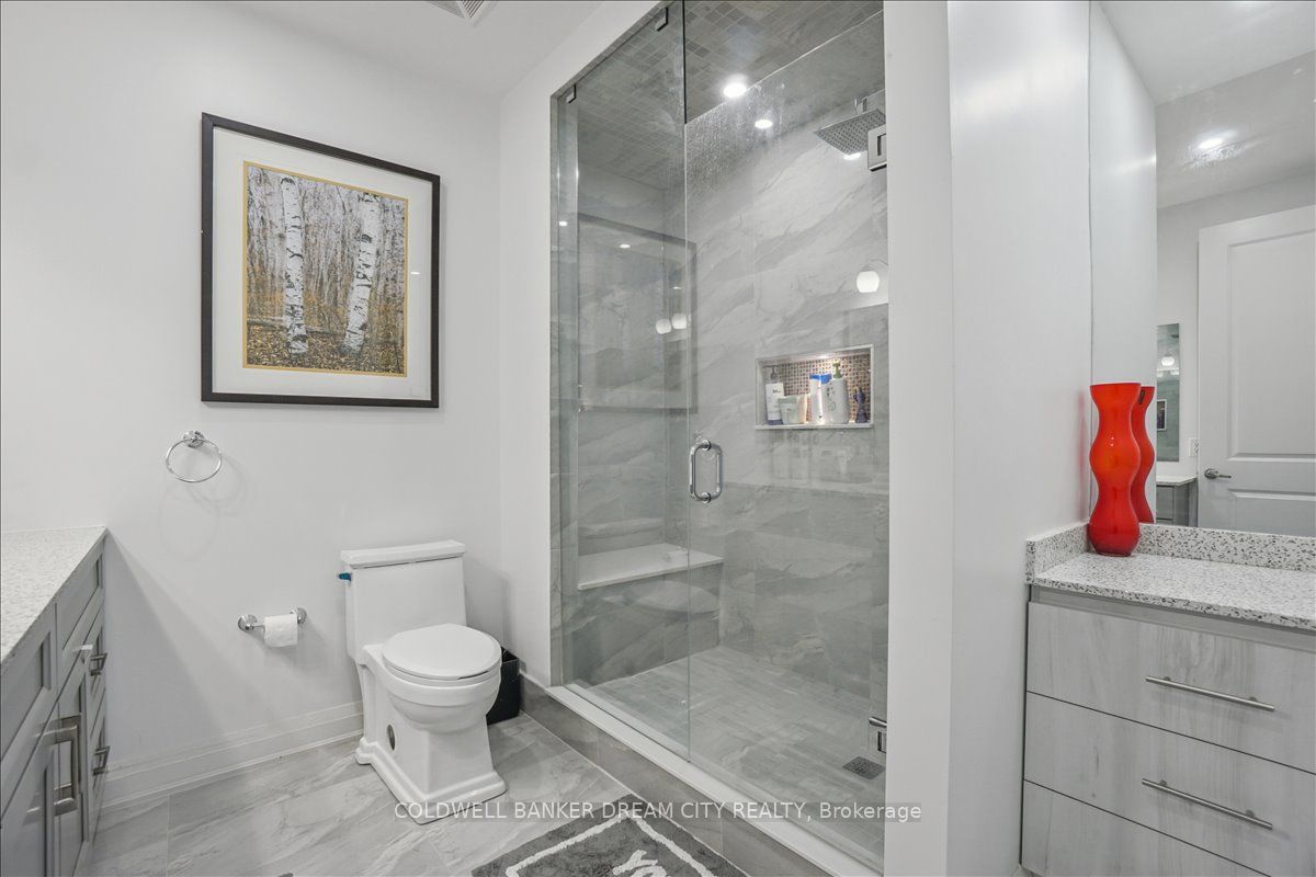 764 River Road E 111 Property Photo 13