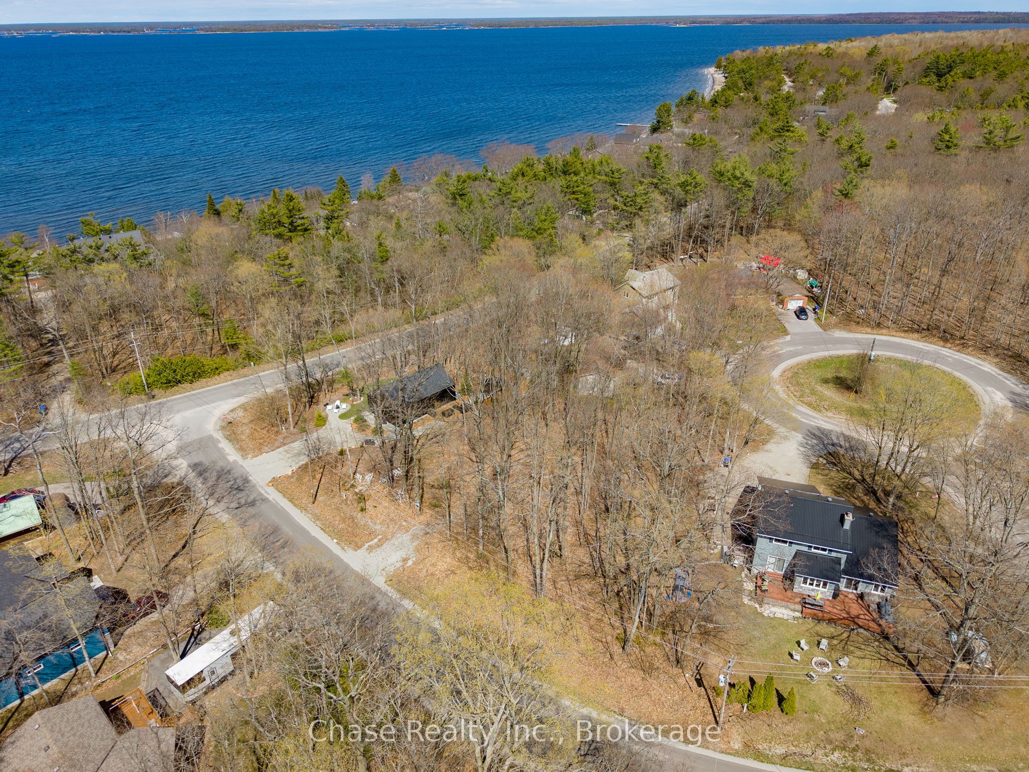 7 Oneida Crescent Property Photo 2