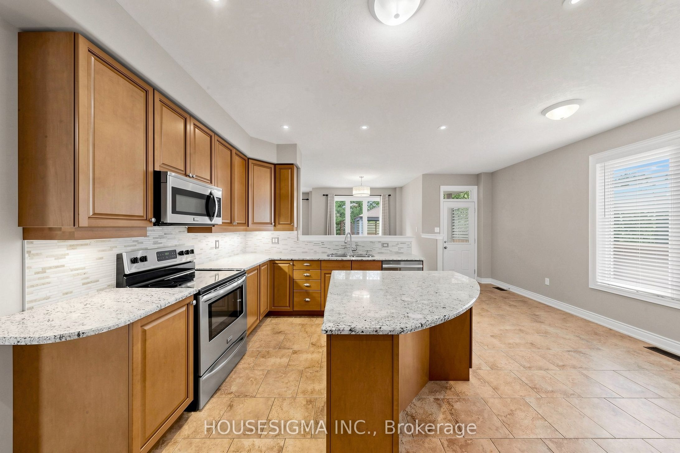35 Auburn Court Property Photo 16