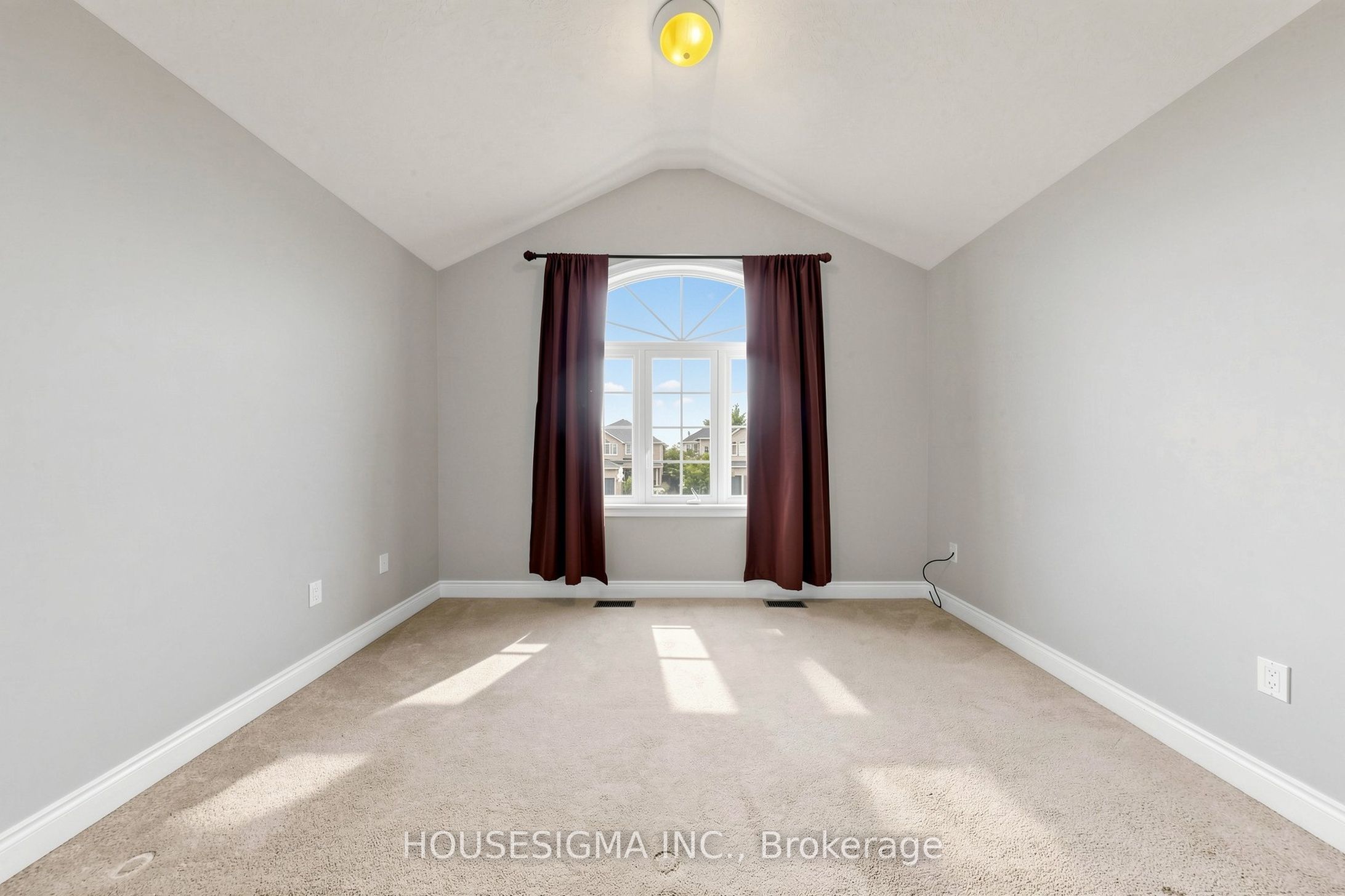 35 Auburn Court Property Photo 19