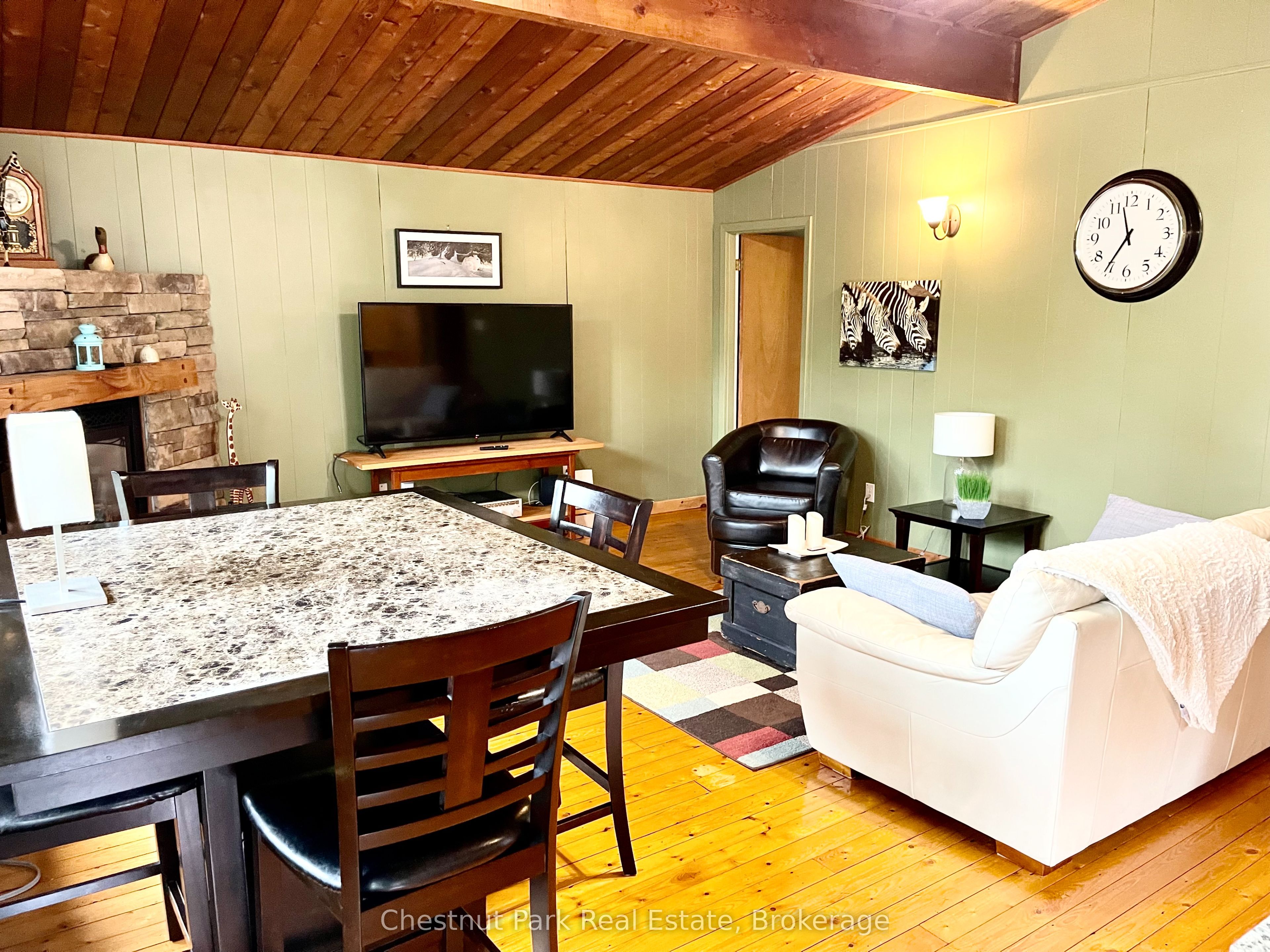 72 59th Street S Property Photo 8