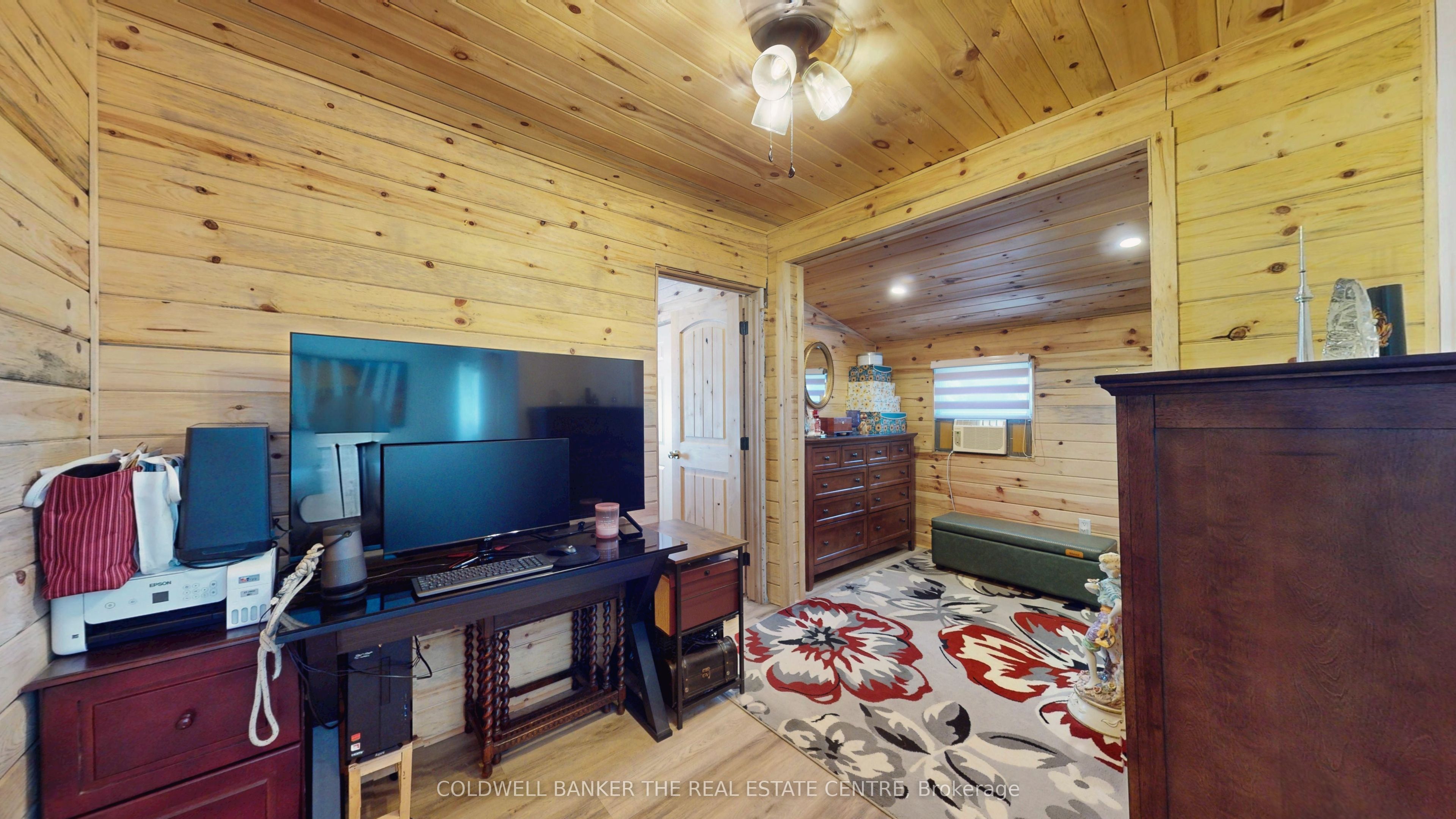 5594 Upper Big Chute Road Property Photo 15