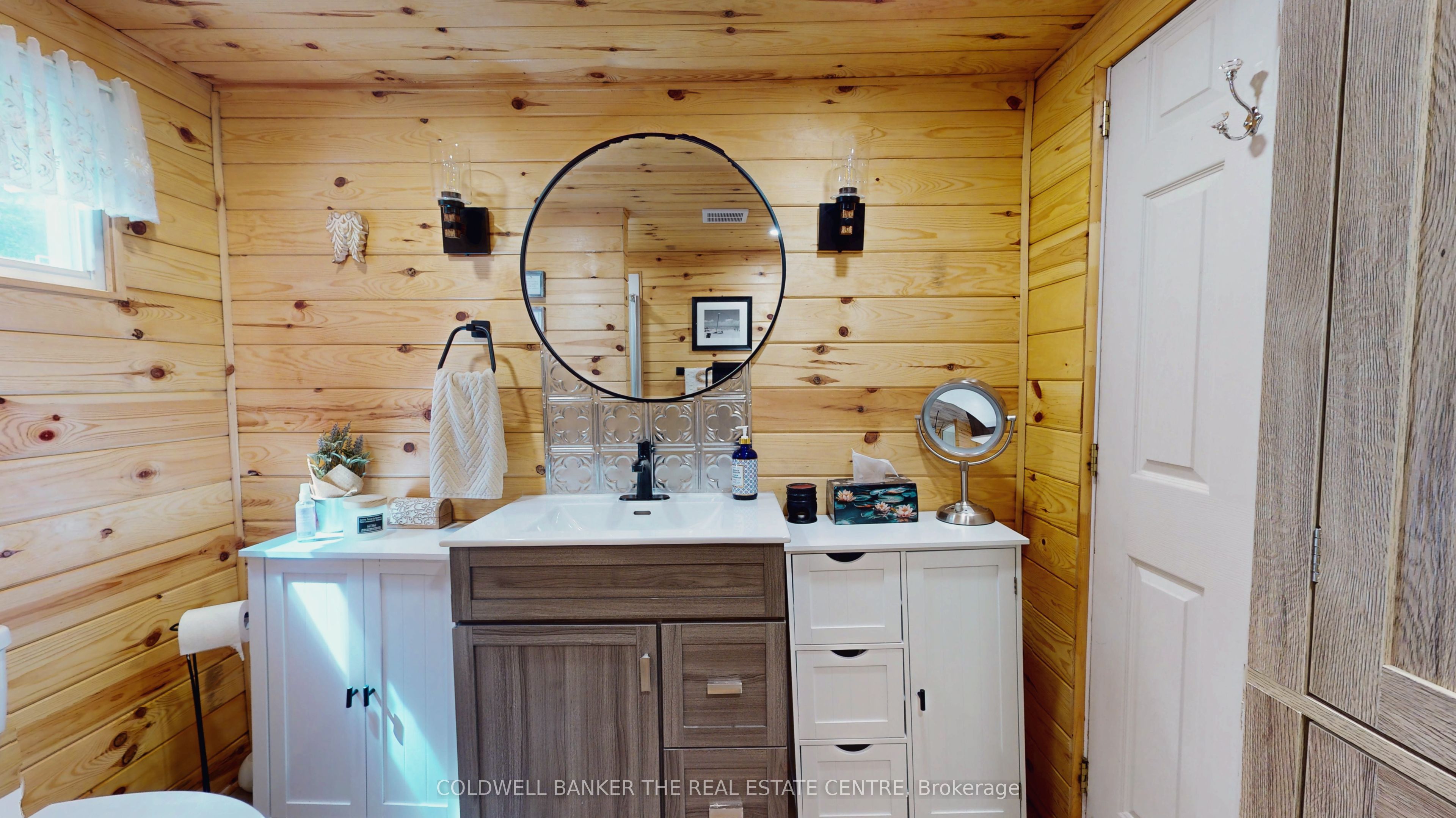5594 Upper Big Chute Road Property Photo 21