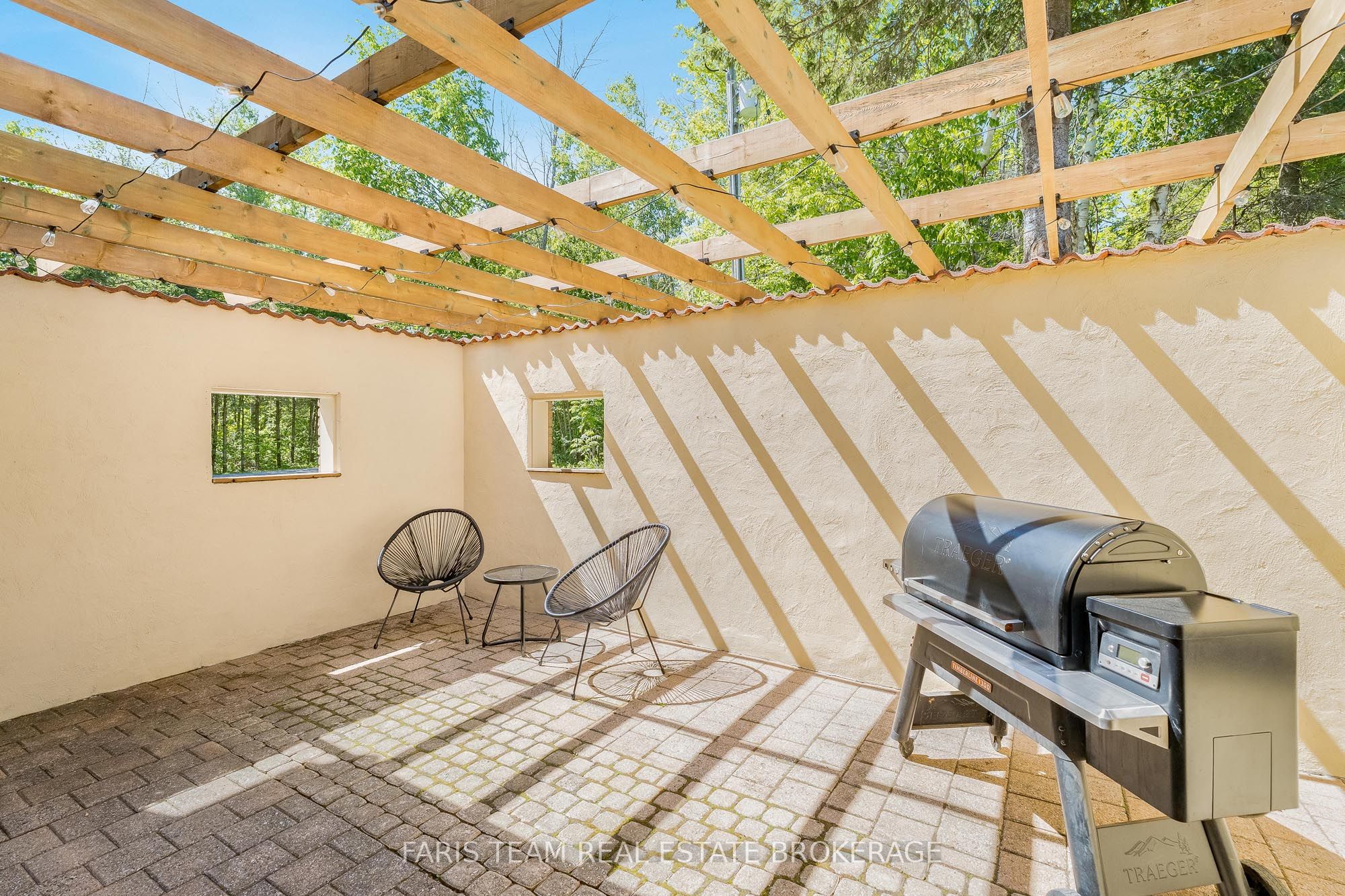 2087 Rumney Road Property Photo 7