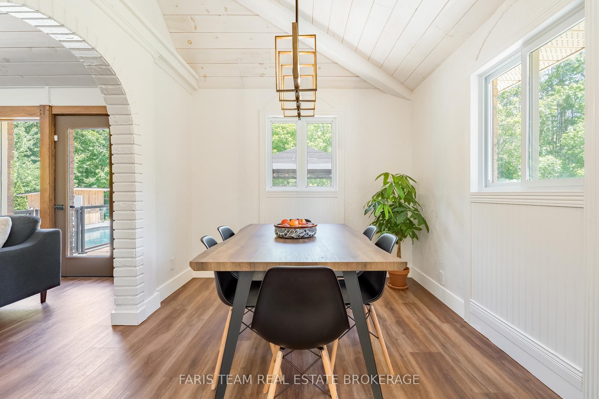 2087 Rumney Road Property Photo 16
