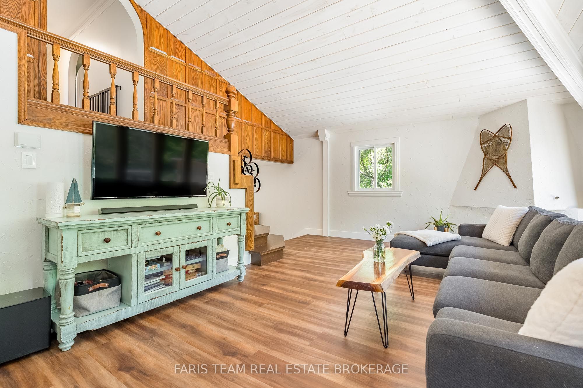 2087 Rumney Road Property Photo 18