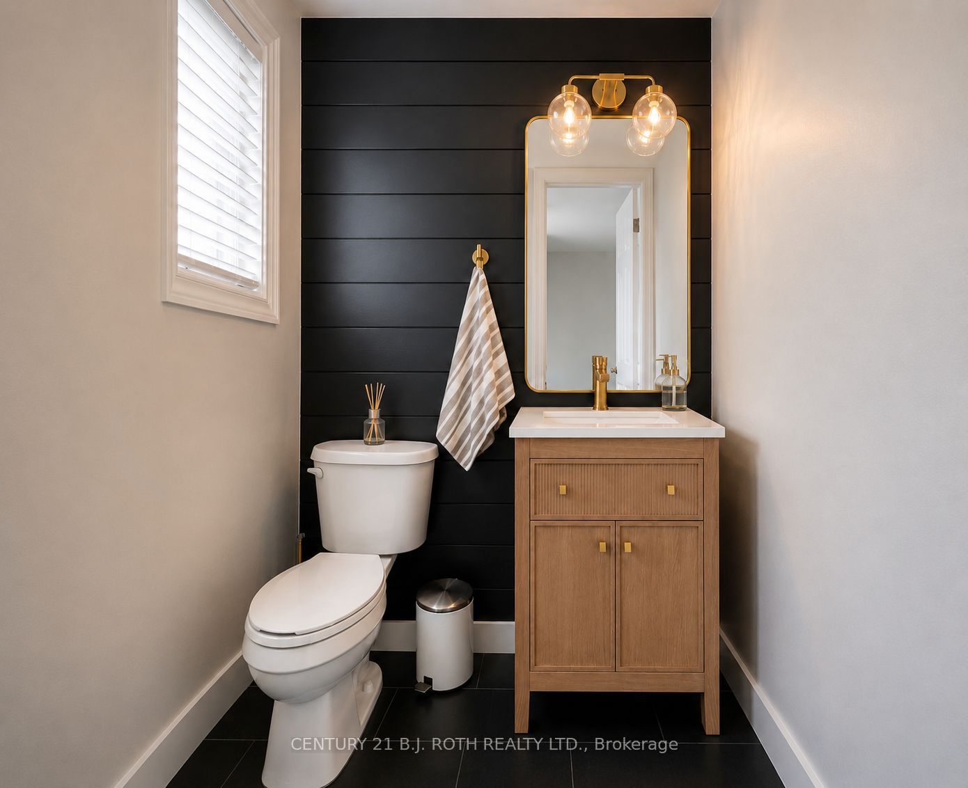 13 Clover Avenue Property Photo 30