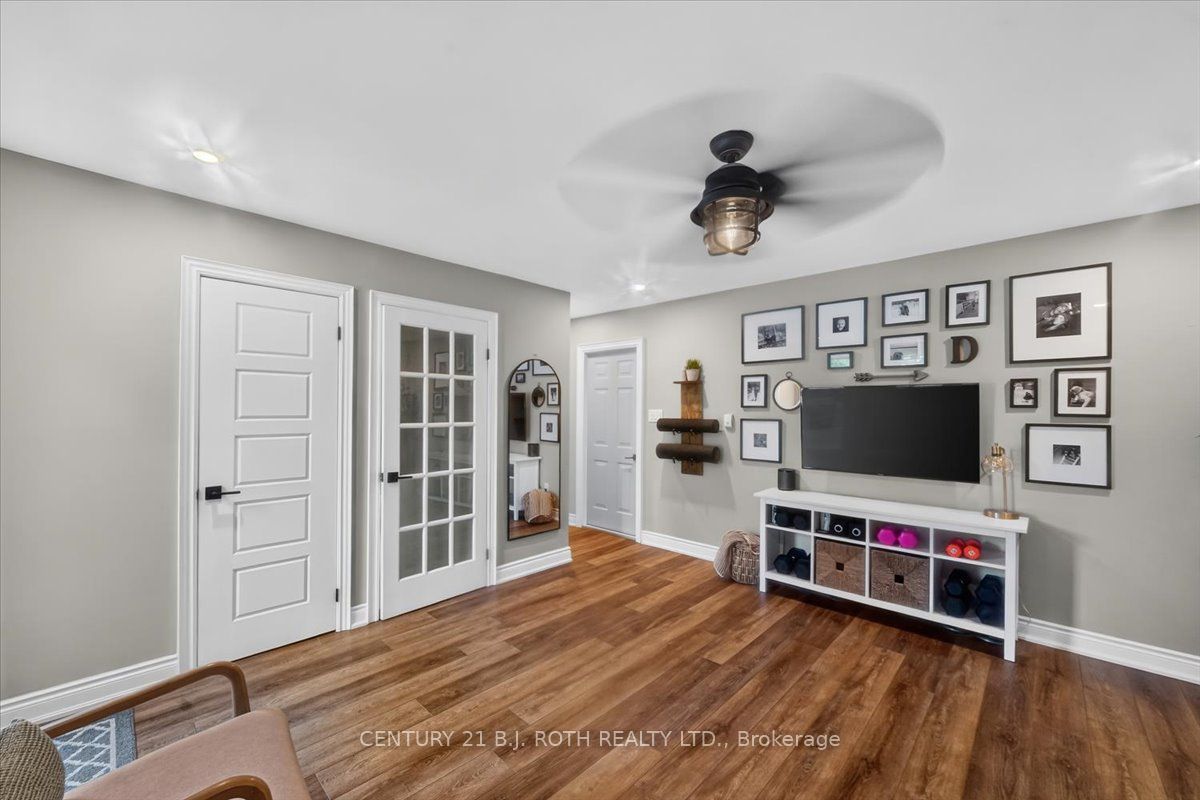 13 Clover Avenue Property Photo 35