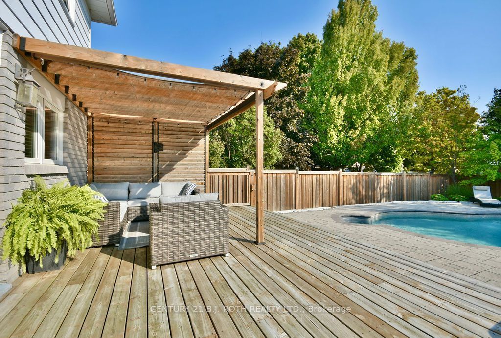 13 Clover Avenue Property Photo 42