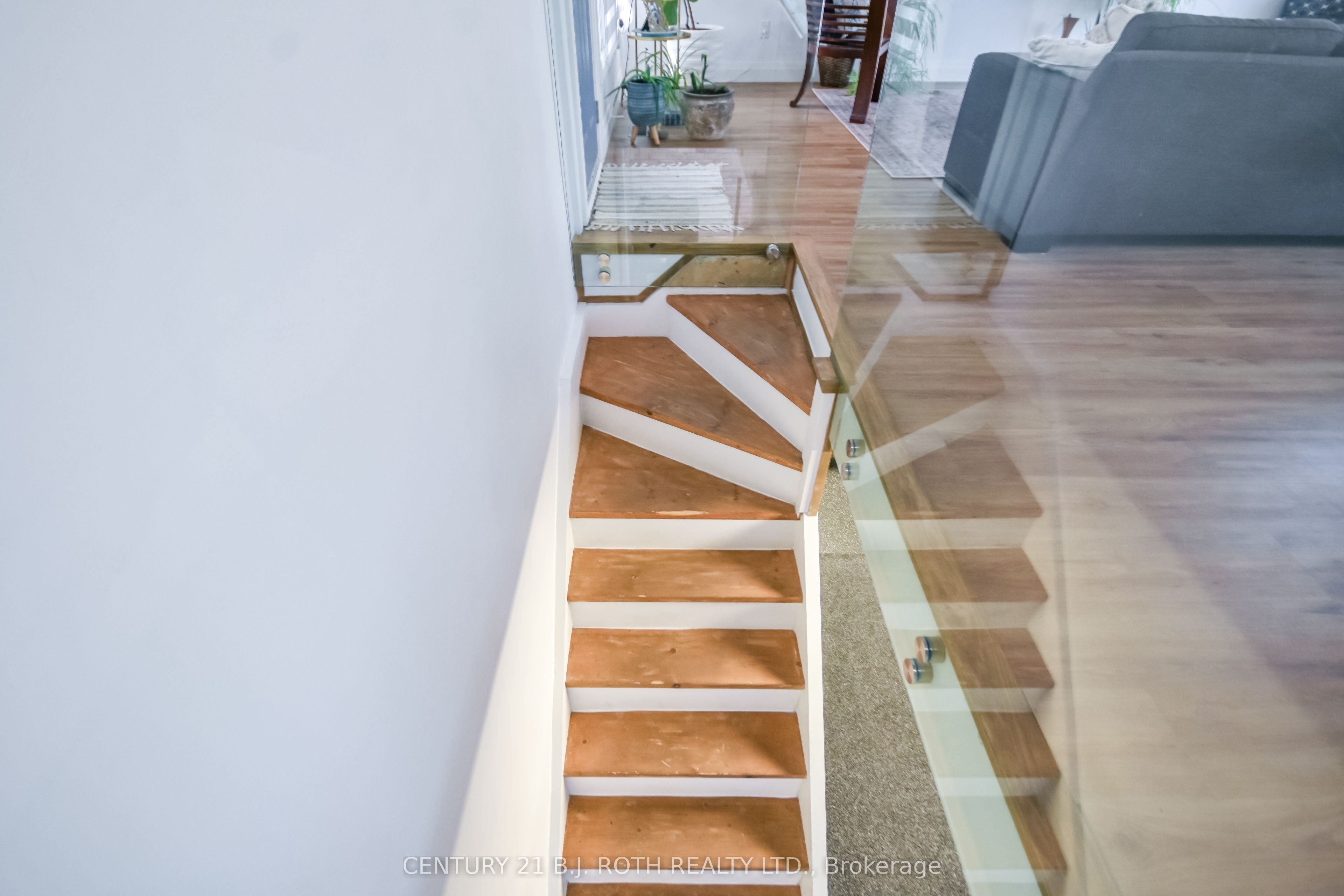7 Wesley Street Property Photo 29