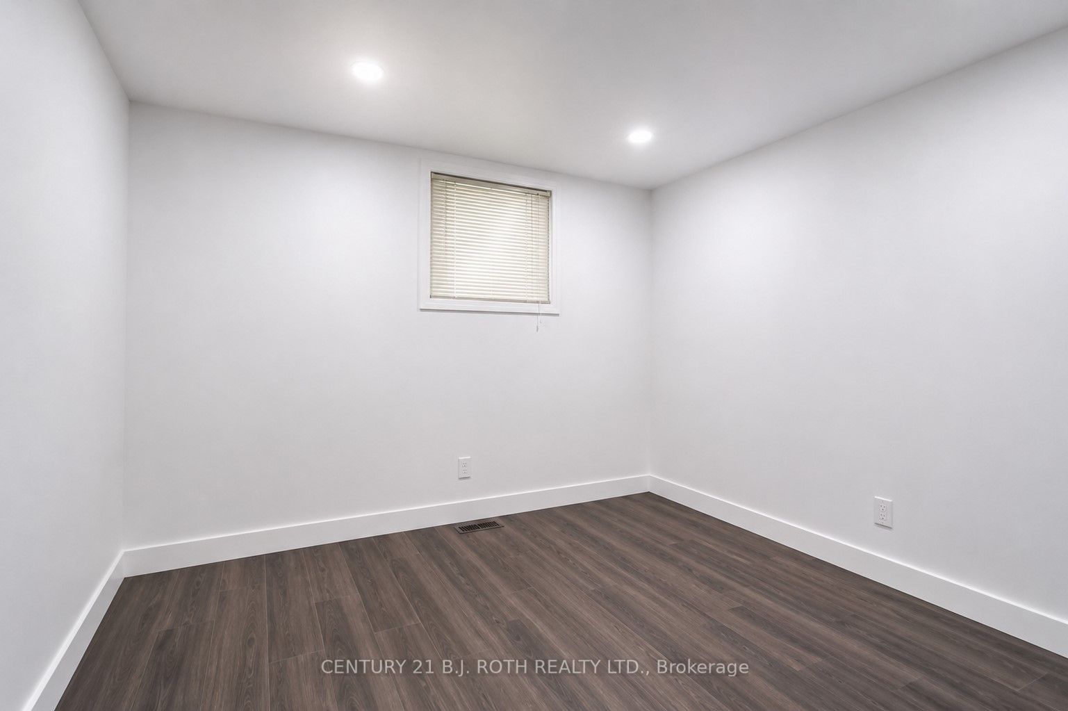 7 Wesley Street Property Photo 32