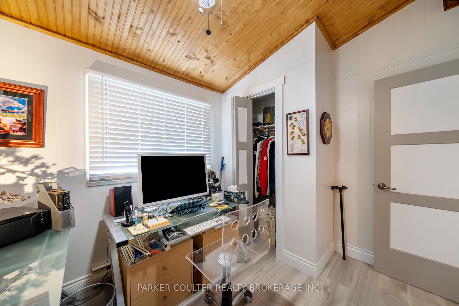 2238 Lakeshore Road E Property Photo 19