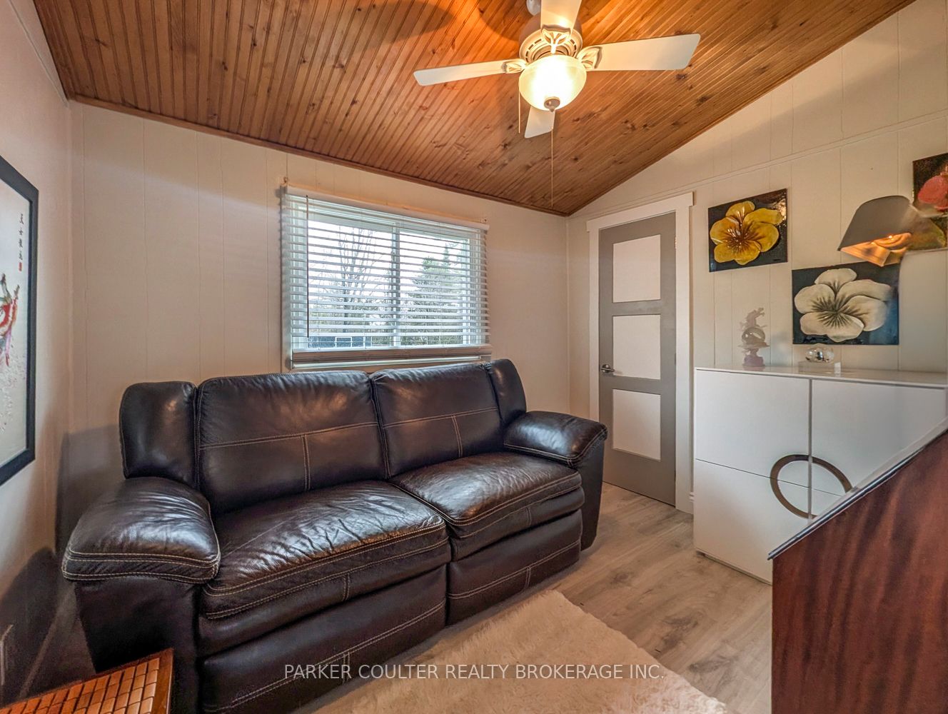 2238 Lakeshore Road E Property Photo 21
