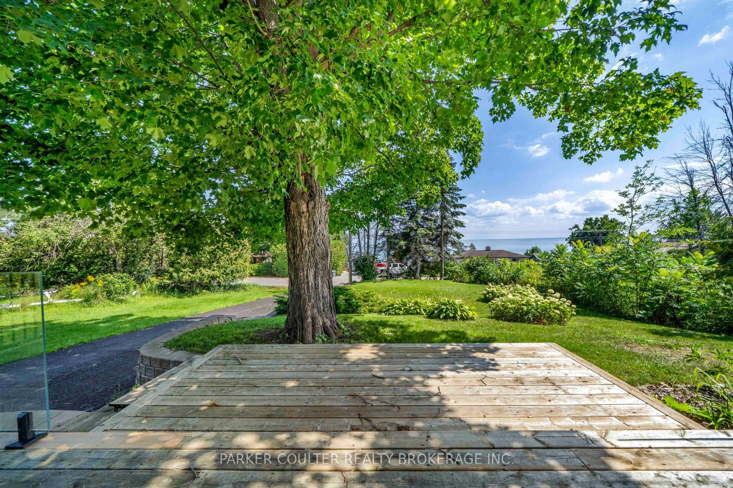 2238 Lakeshore Road E Property Photo 44