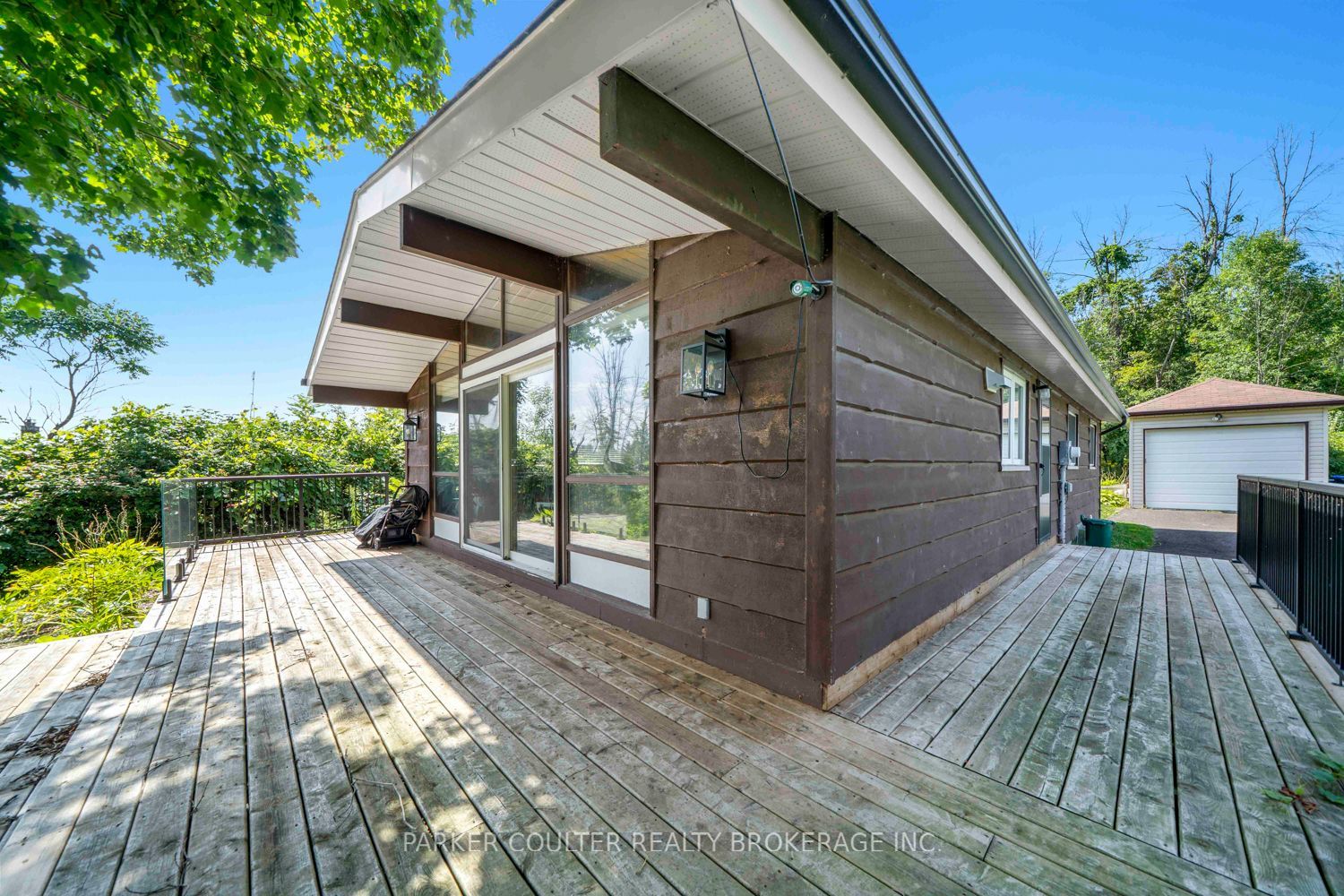 2238 Lakeshore Road E Property Photo 45