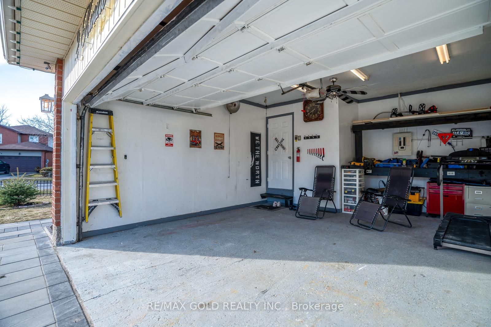 2 Kinzie Lane Property Photo 22