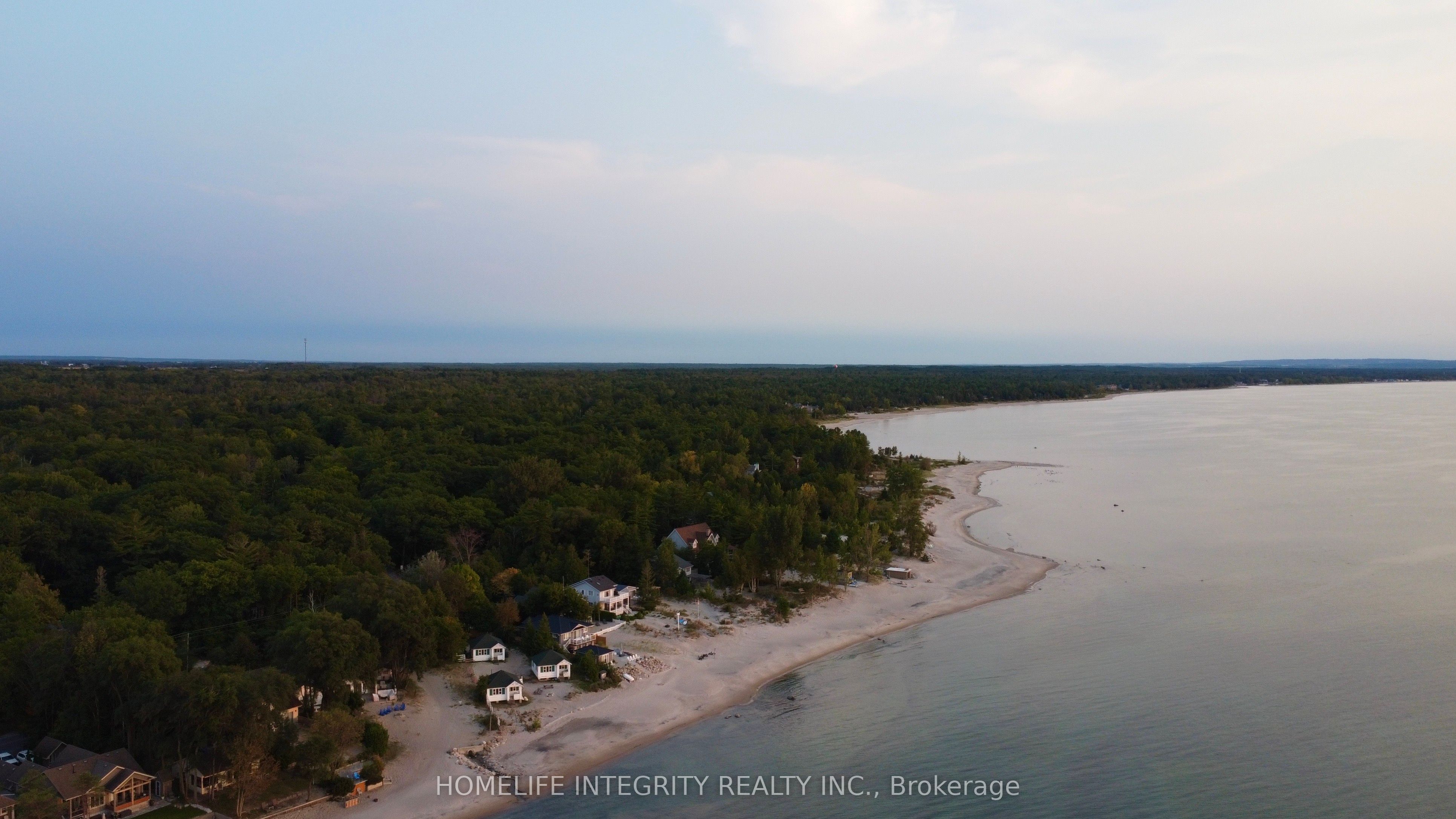 2197 Tiny Beaches Road S Property Photo 7
