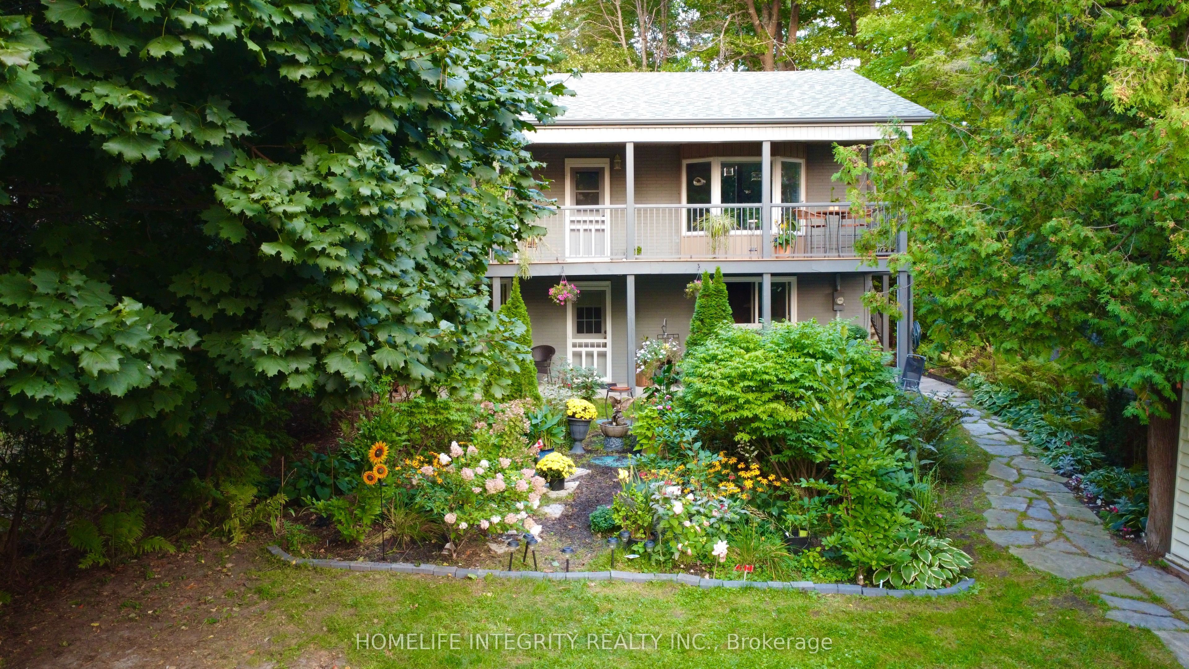2197 Tiny Beaches Road S Property Photo 13