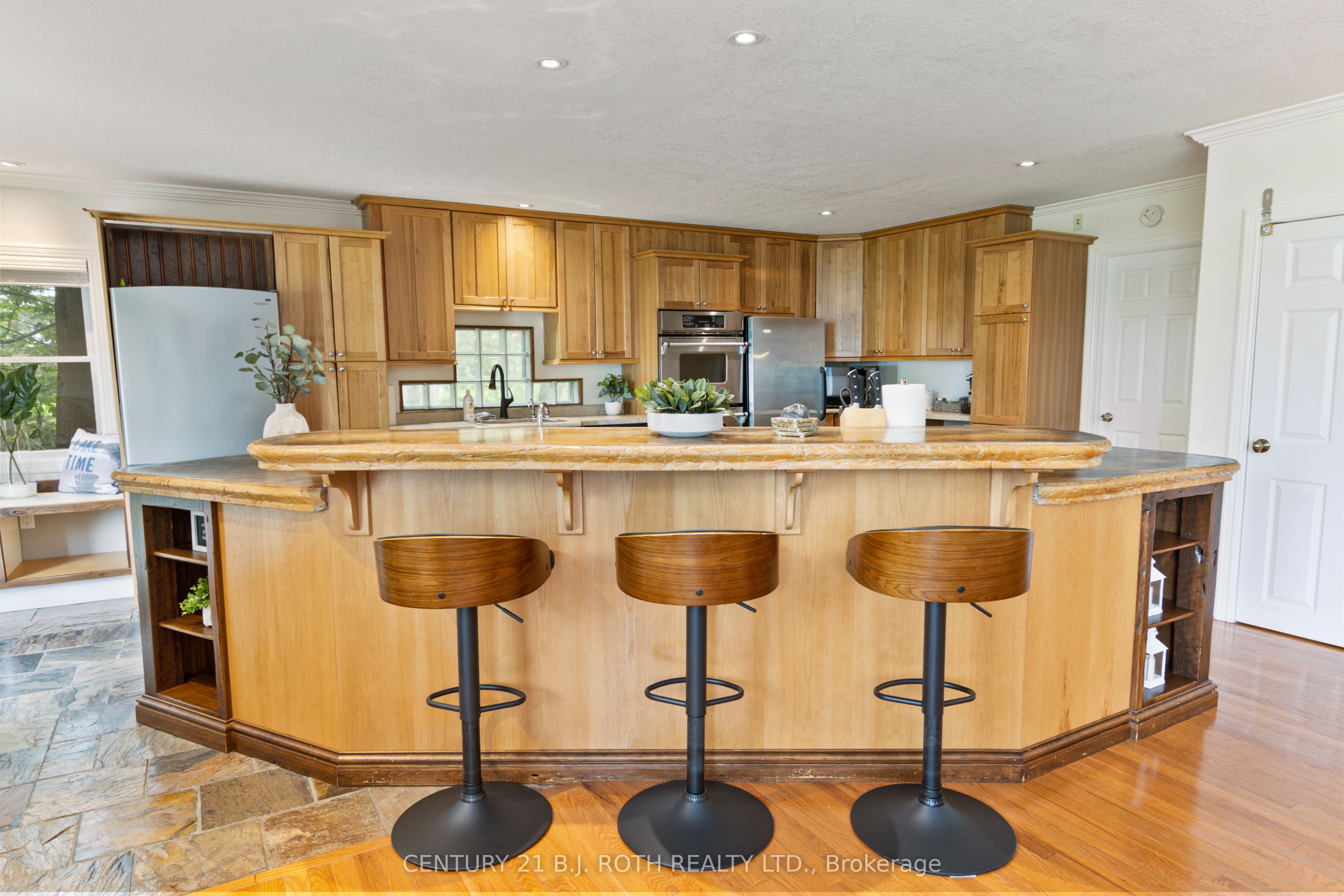 58 White Oaks Road Property Photo 9