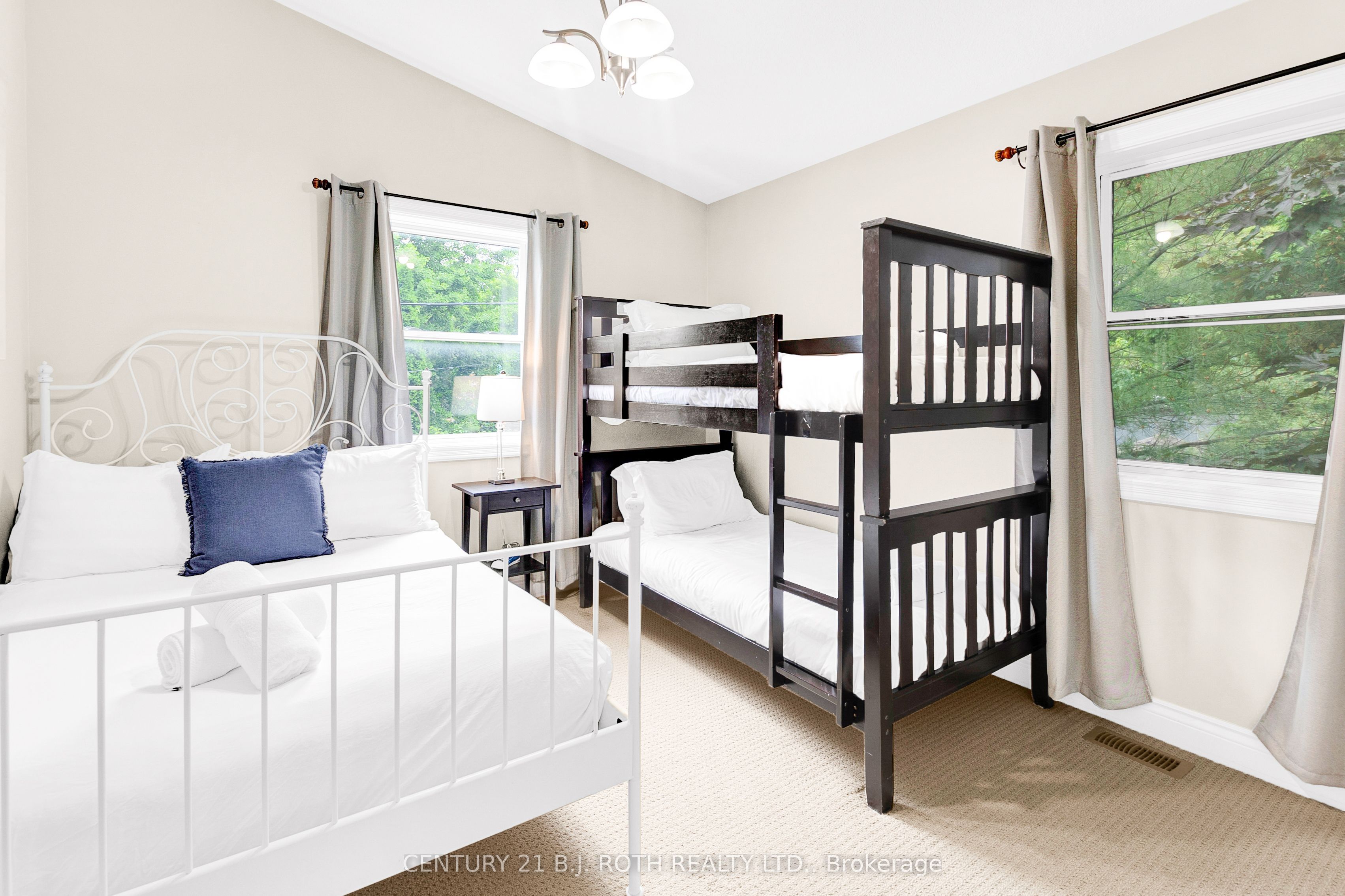 58 White Oaks Road Property Photo 28