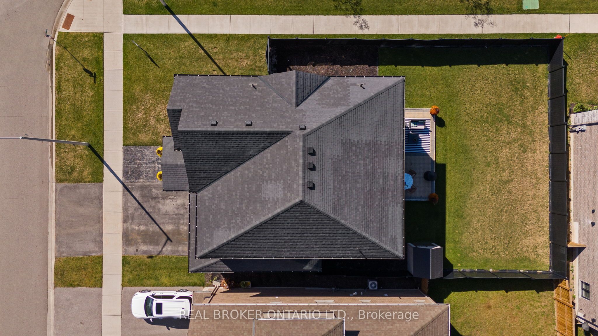 3032 Monarch Drive Property Photo 2