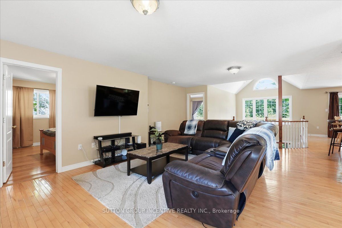 200 Cumming Drive Property Photo 13
