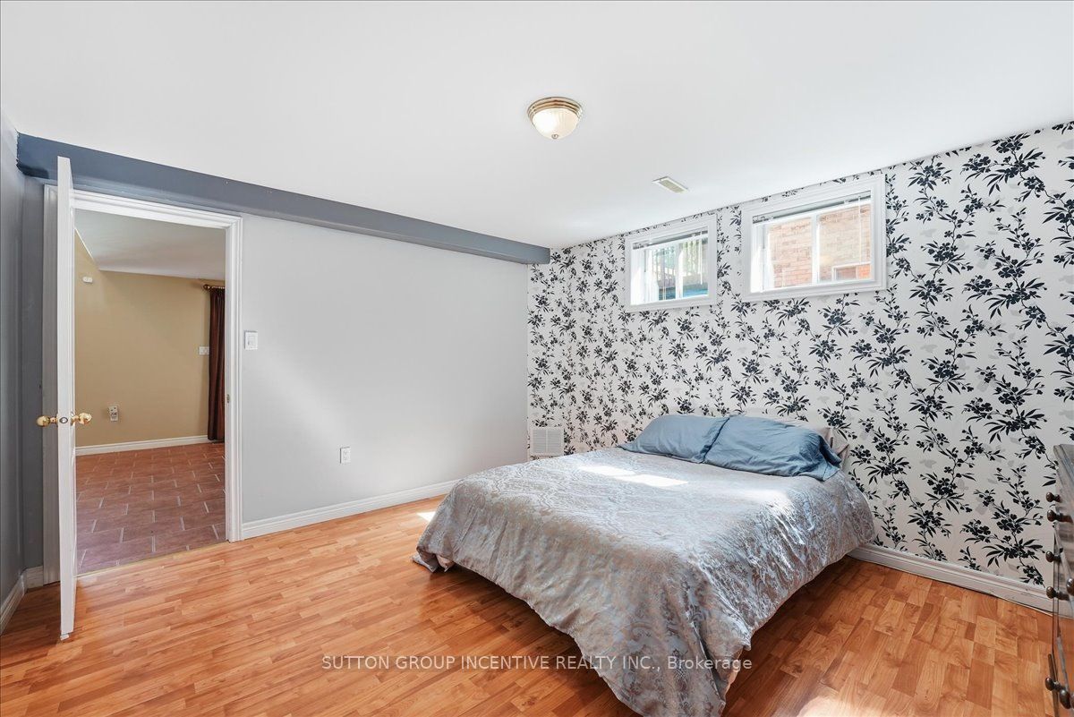 200 Cumming Drive Property Photo 37