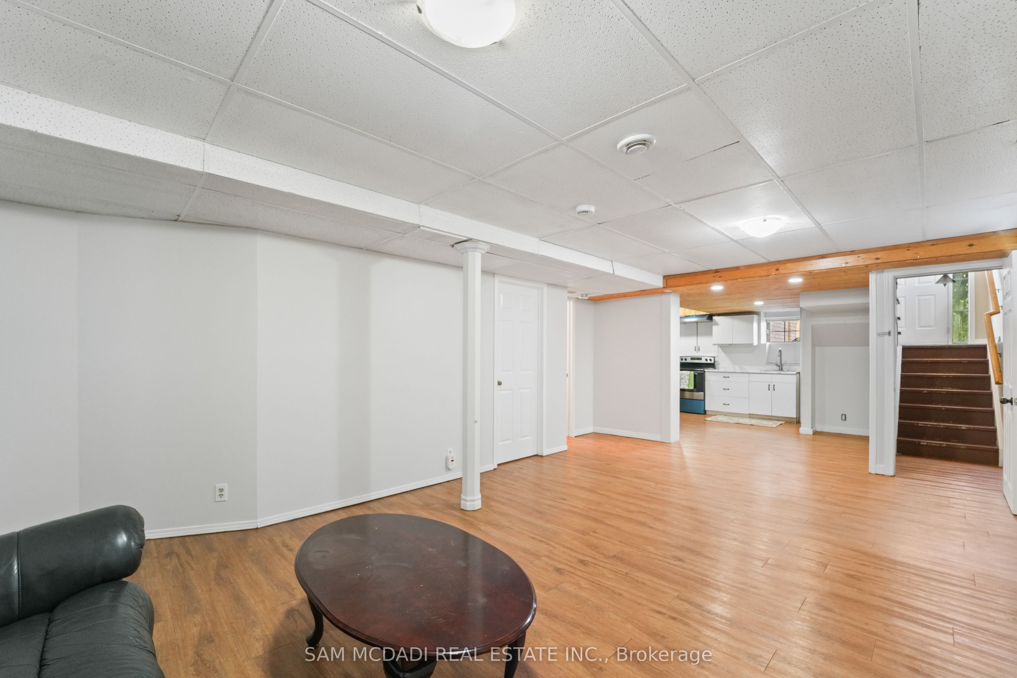 87 Rundle Crescent Property Photo 16