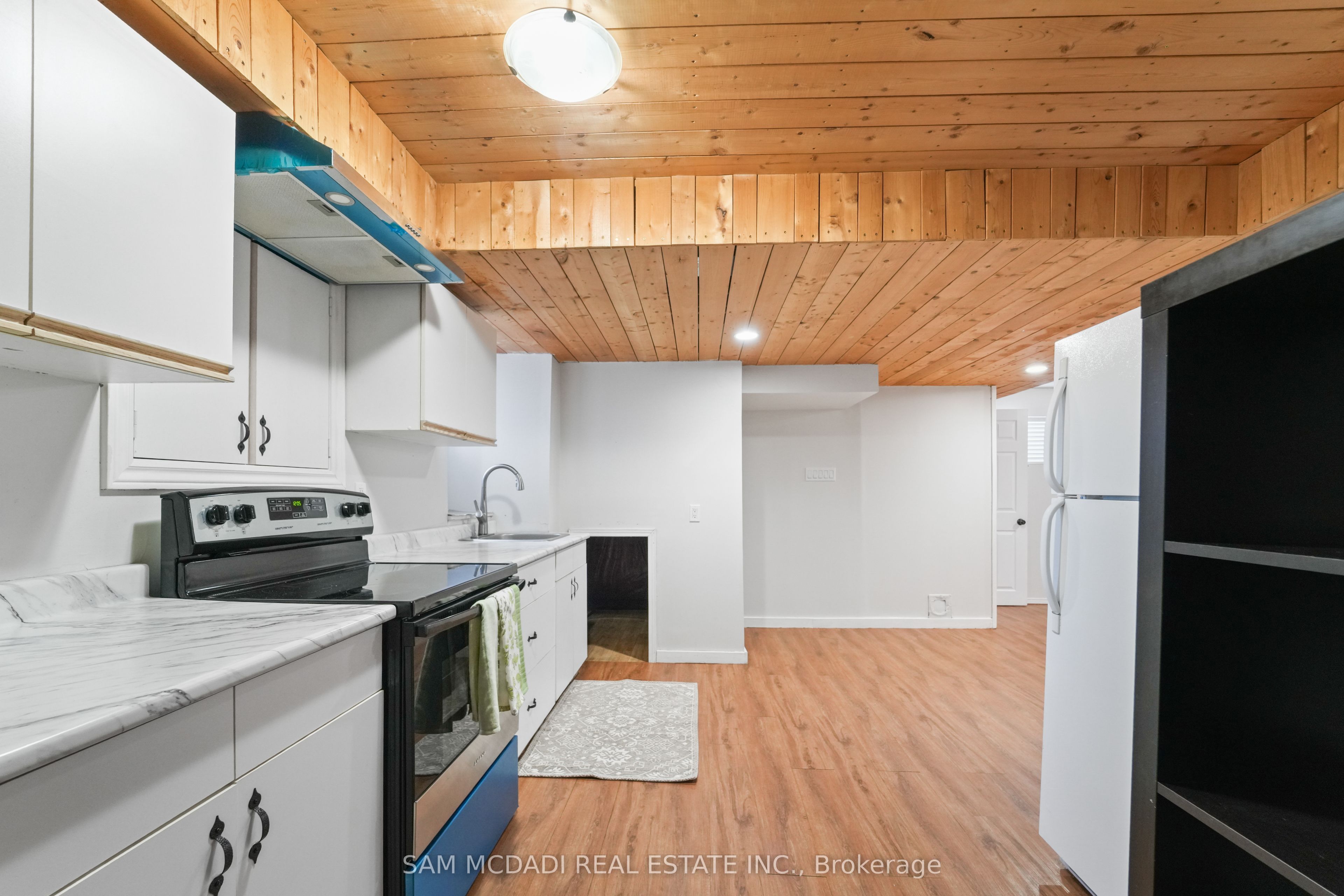 87 Rundle Crescent Property Photo 23