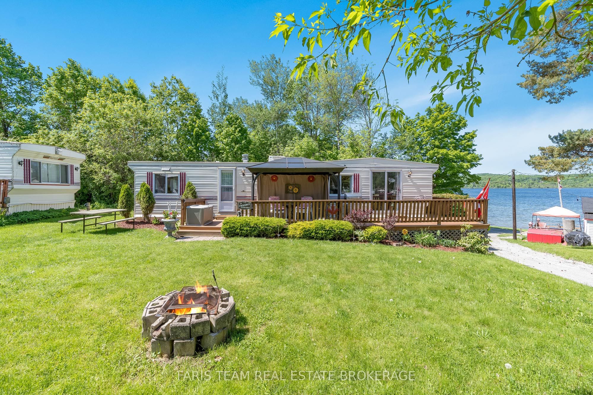 79 Stans Circle Property Photo 1
