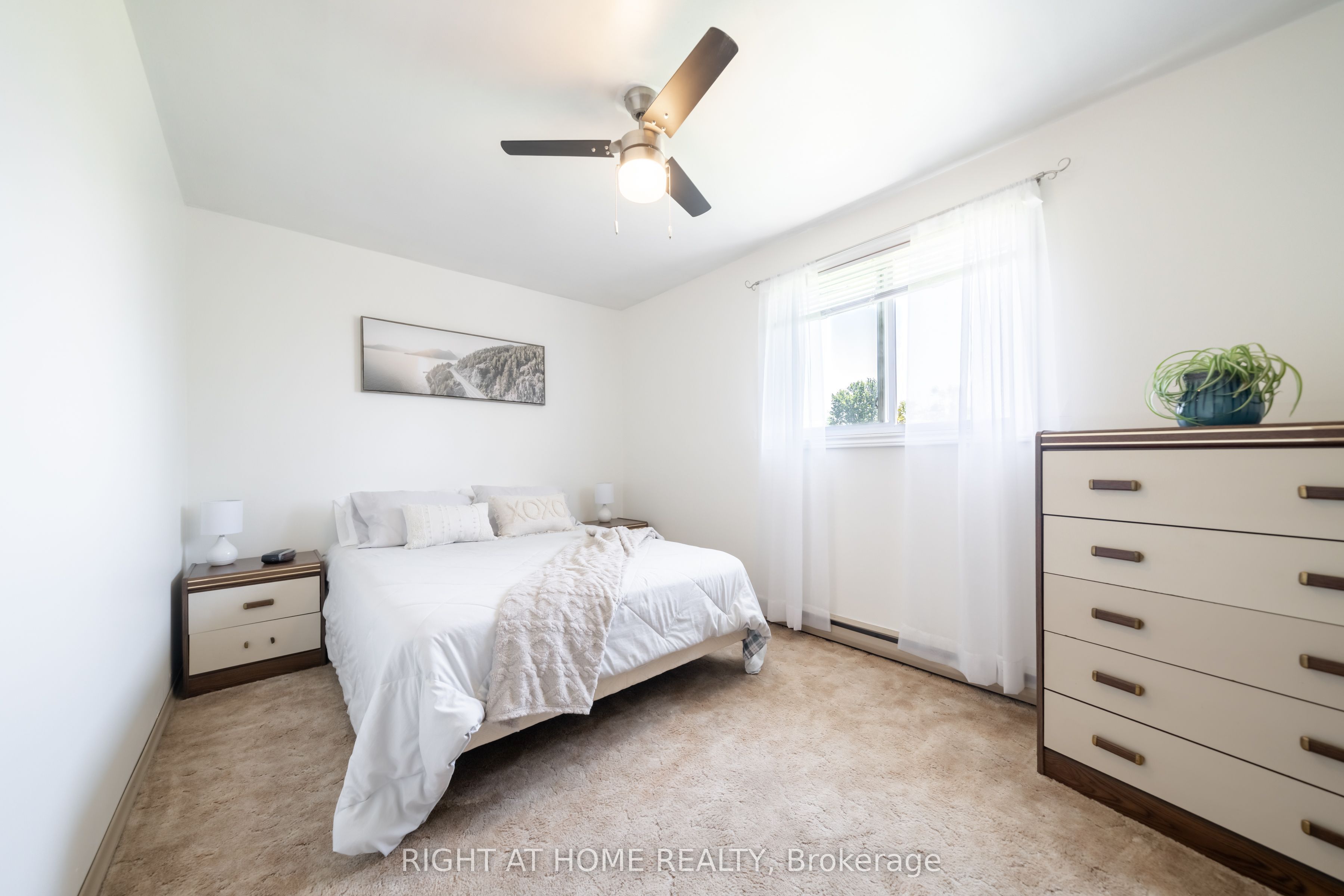 4654 Mcneil Street Property Photo 18