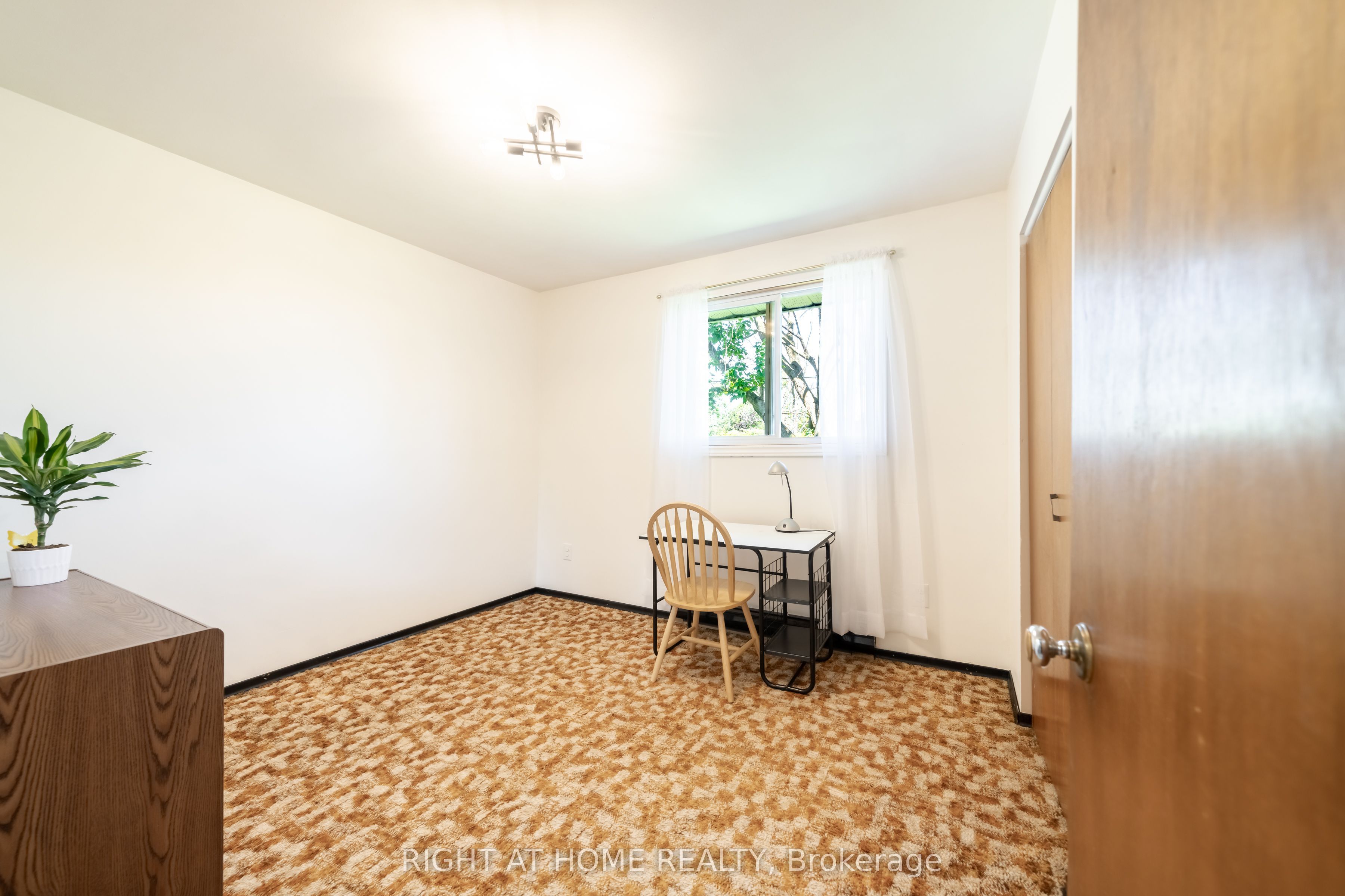 4654 Mcneil Street Property Photo 21