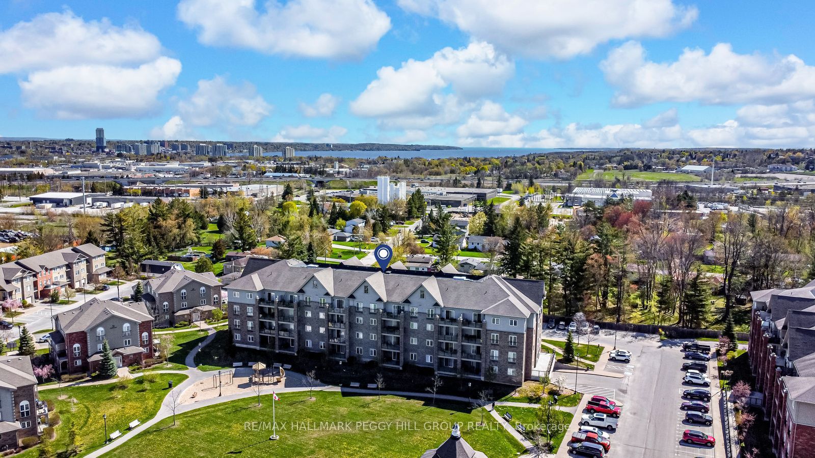 45 Ferndale Drive S 305