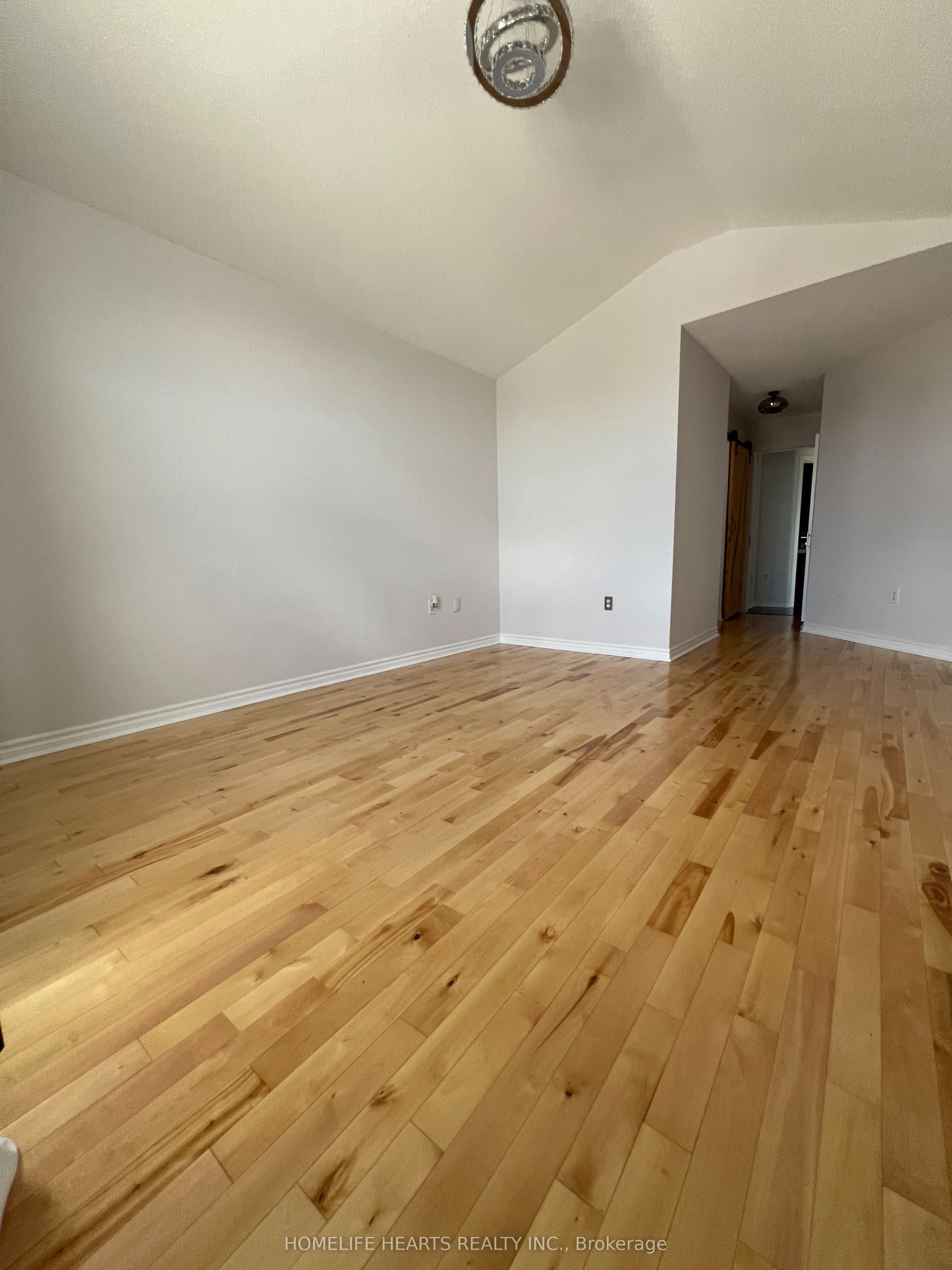 1 Glenhill Drive Property Photo 17