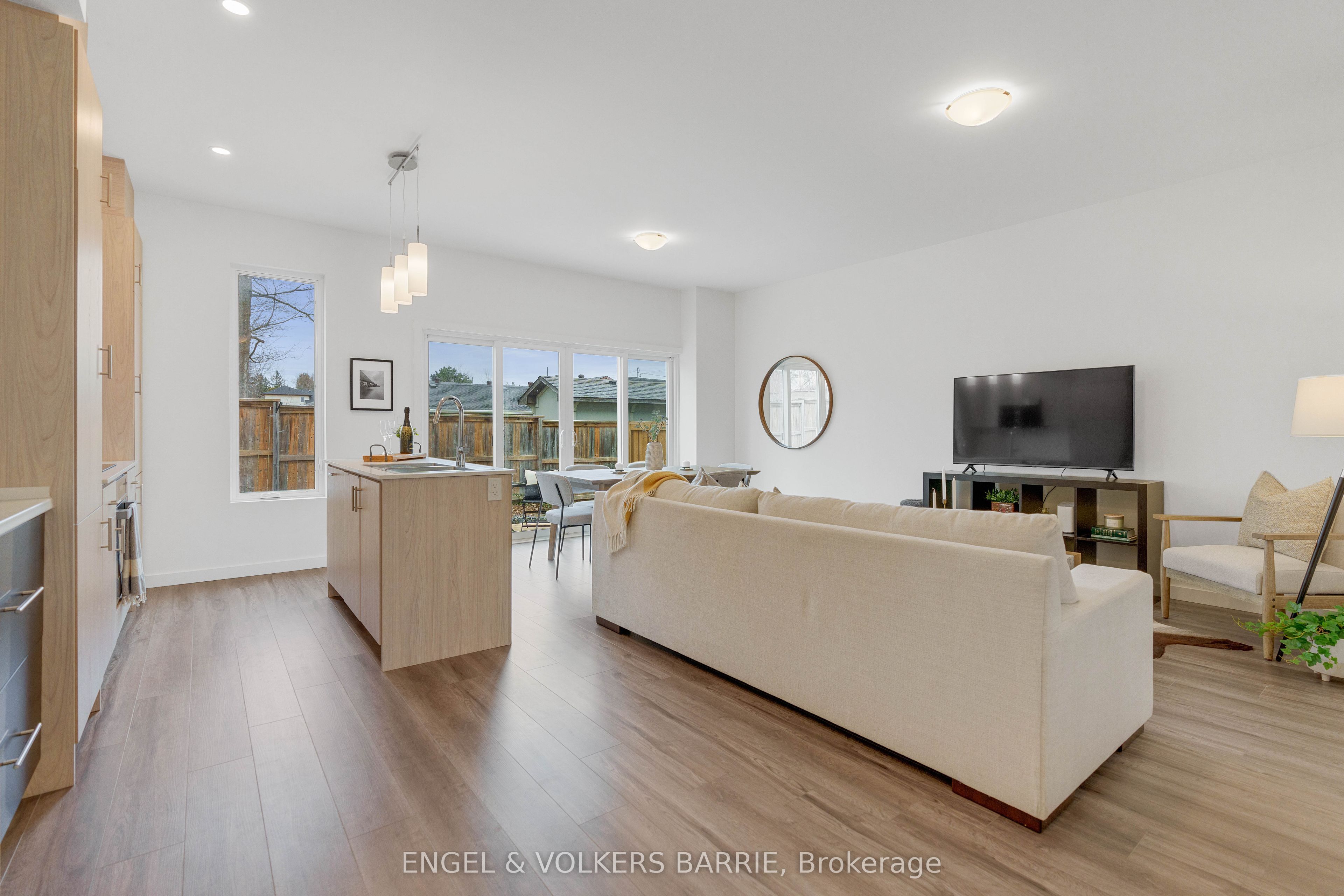 142 Athabaska Road Property Photo 7