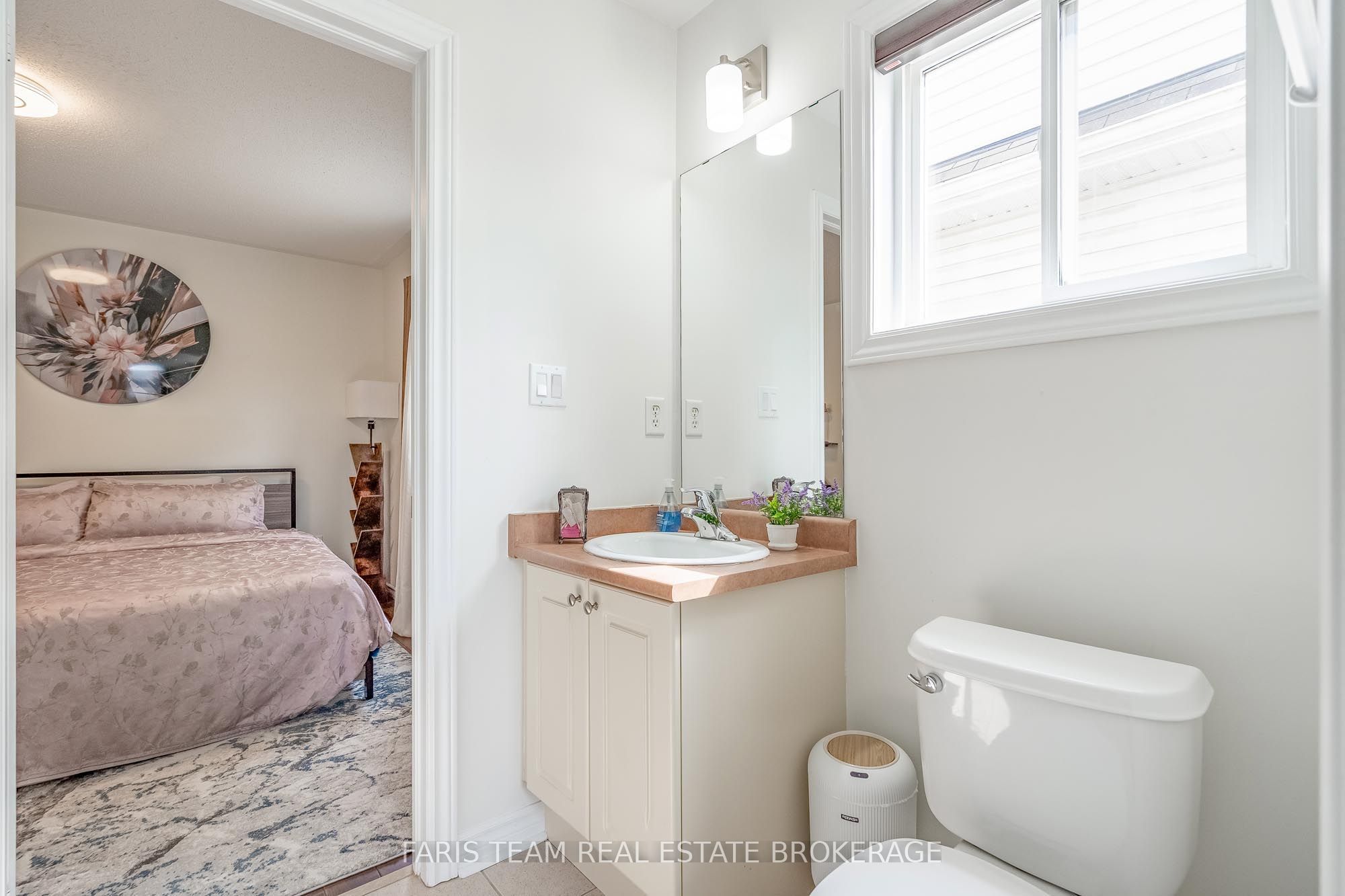 31 The Queensway Property Photo 32