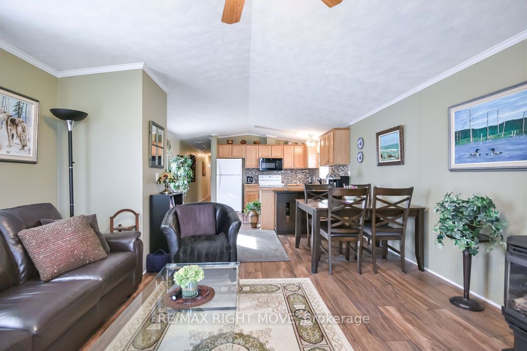 1317 Hilltop Road Property Photo 5