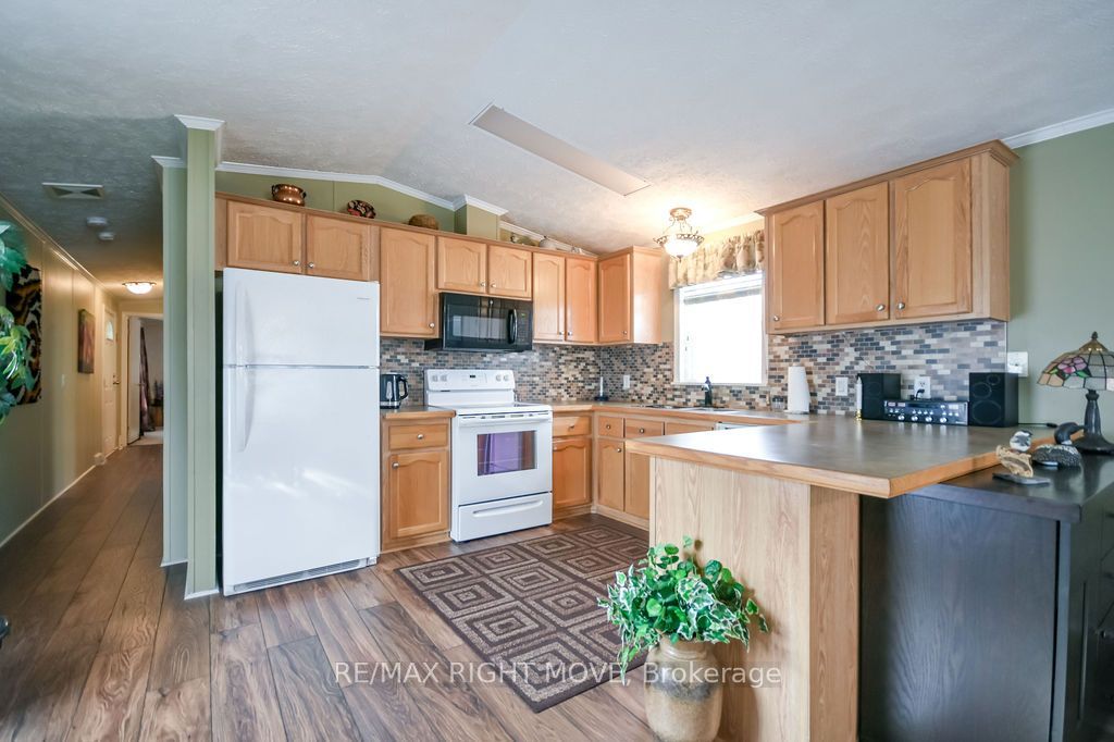 1317 Hilltop Road Property Photo 7