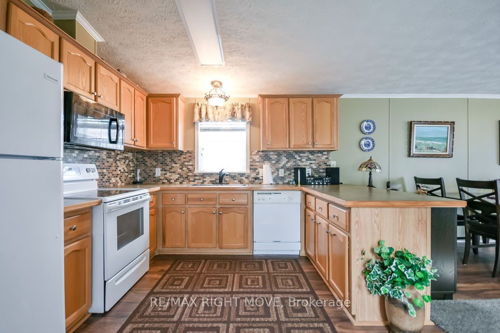 1317 Hilltop Road Property Photo 8