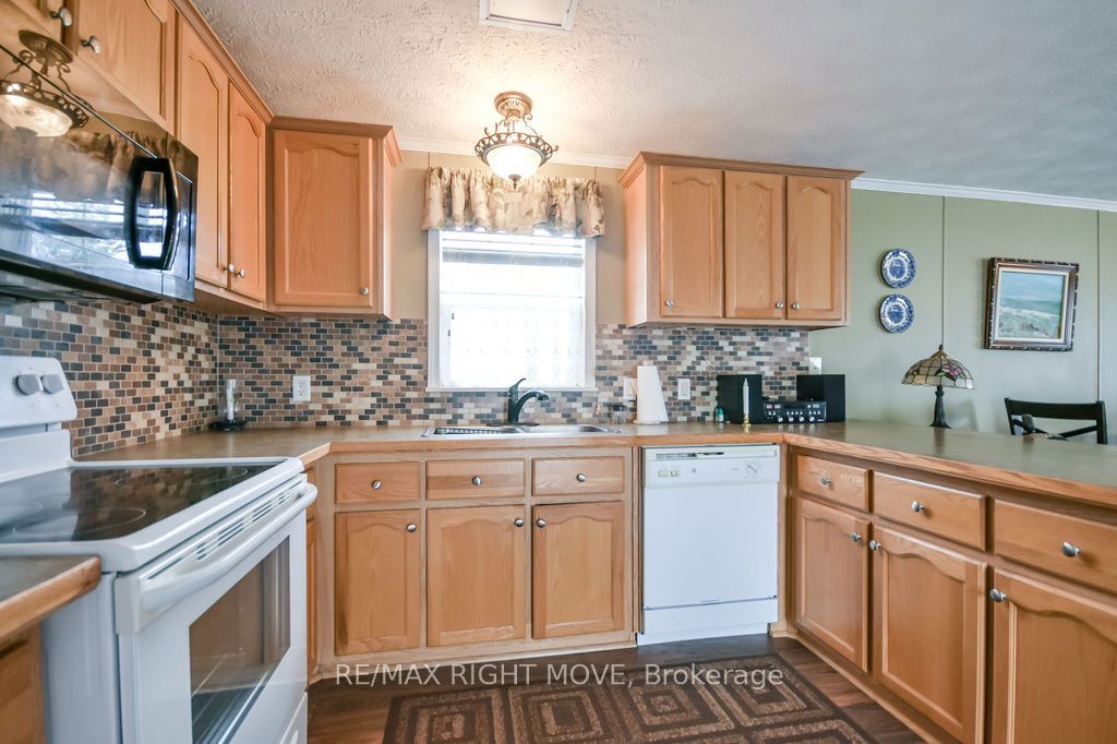 1317 Hilltop Road Property Photo 9
