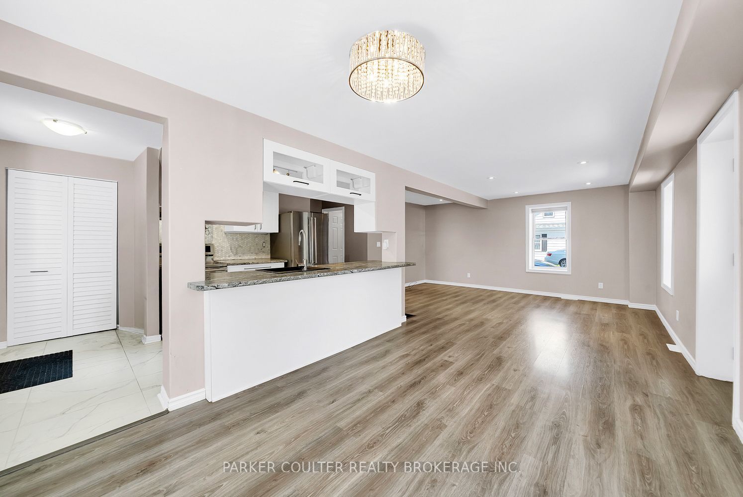 403a Forest Avenue S Property Photo 14