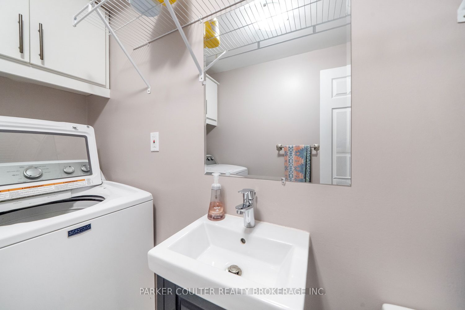 403a Forest Avenue S Property Photo 17