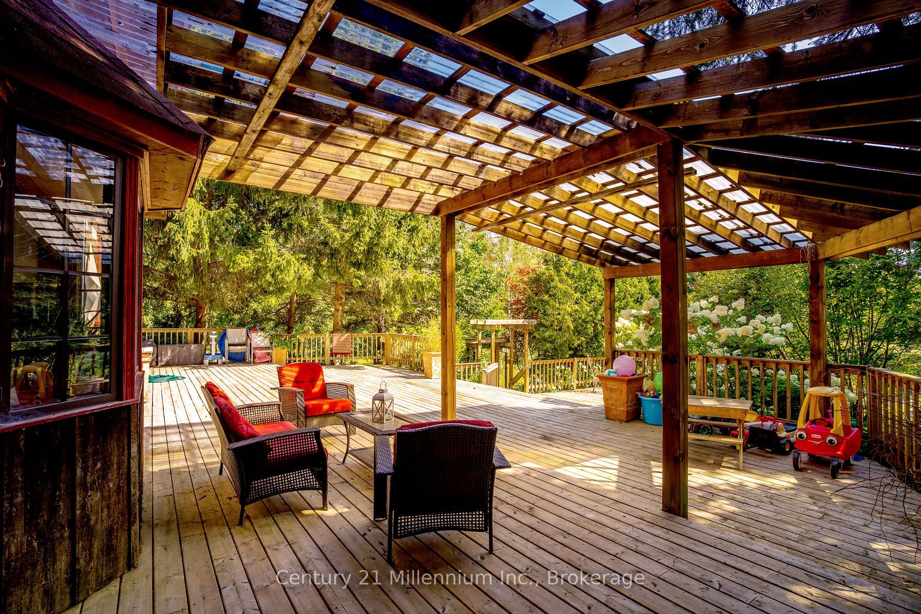 1547 County 42 Road Property Photo 4