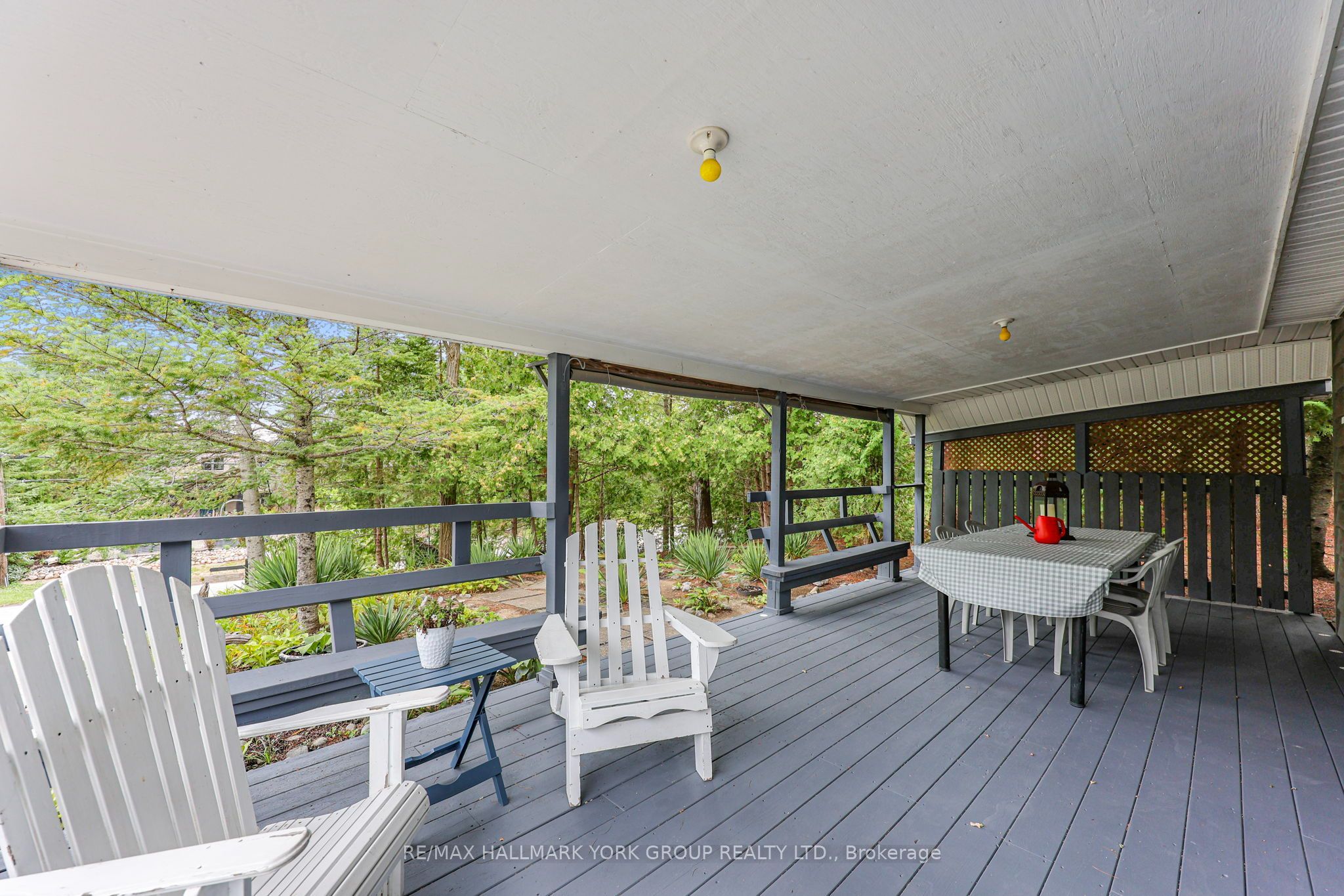 1085 River Road E Property Photo 25