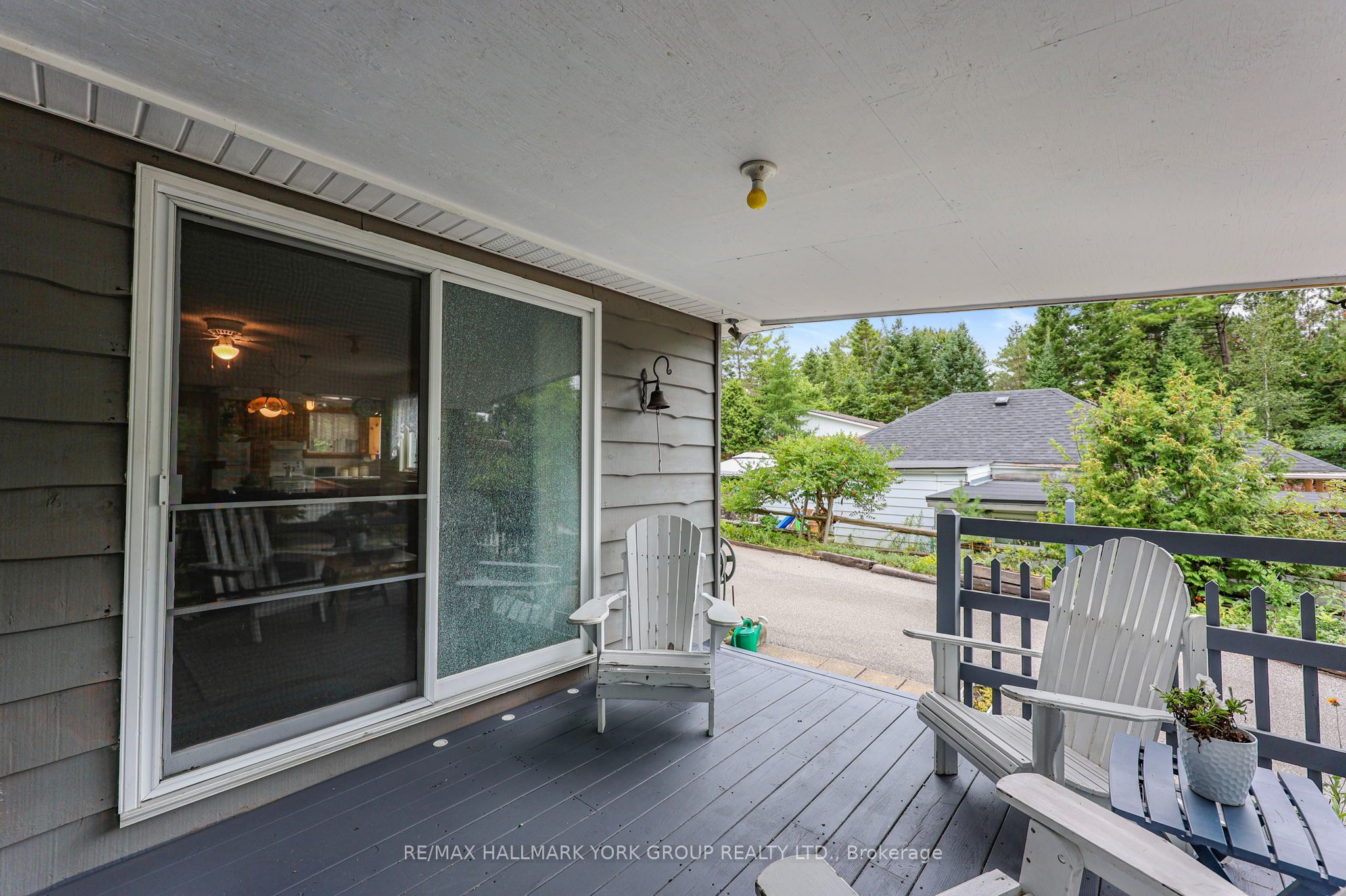 1085 River Road E Property Photo 27