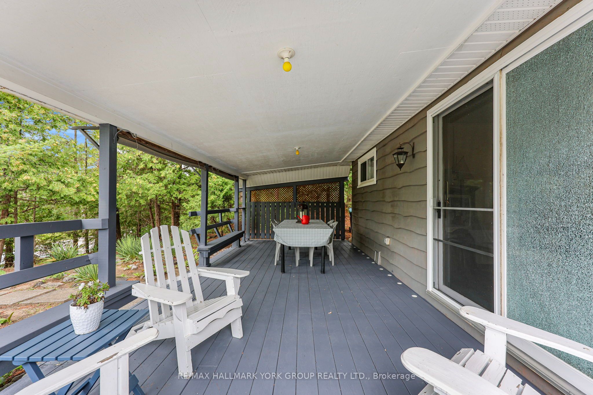 1085 River Road E Property Photo 28
