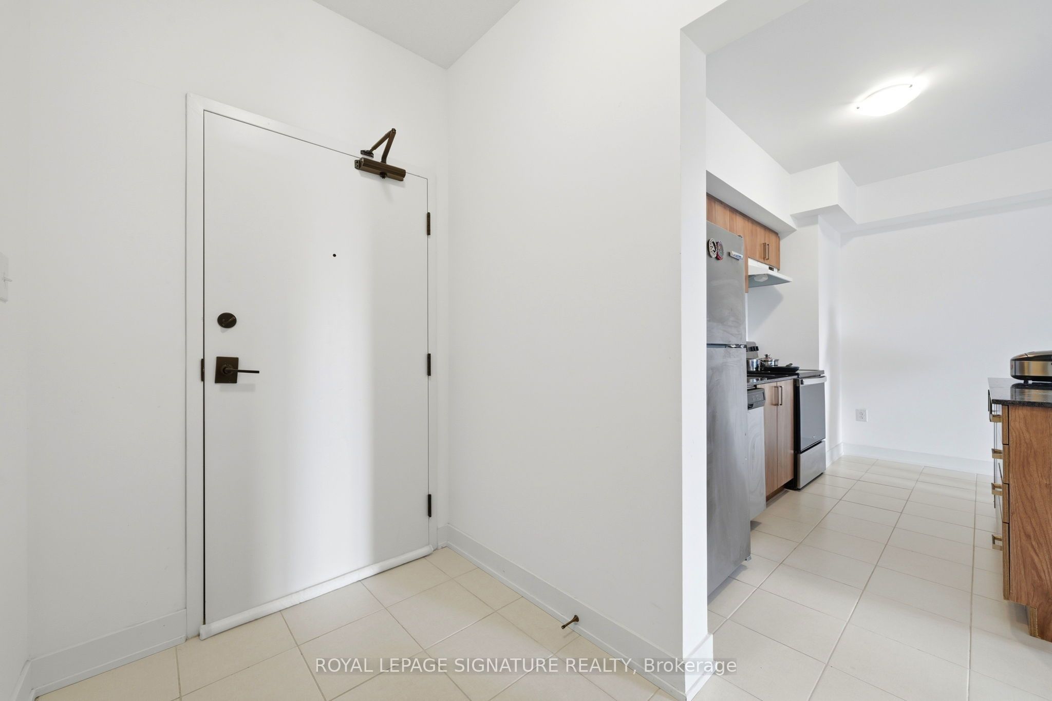 5 Chef Lane 504 Property Photo 8