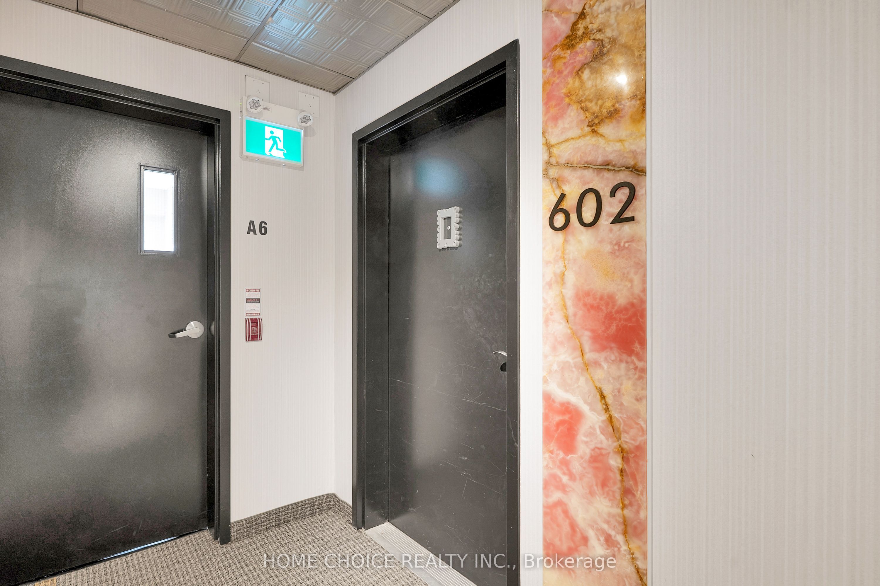 300 Essa Road 602 Property Photo 6